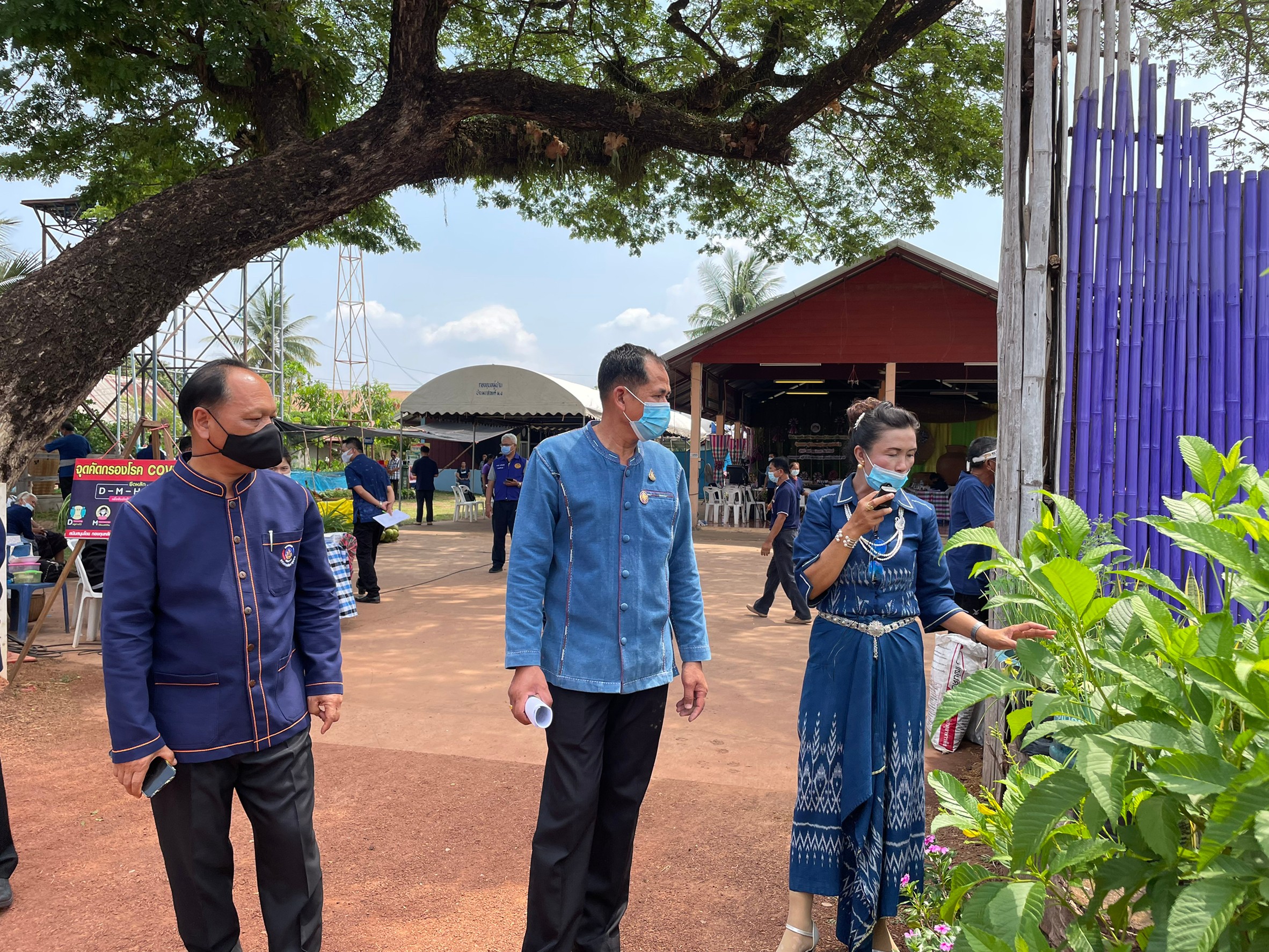 พช.สกลนคร ร่วมประกวดผู้นำการเปลี่ยนแปลงดีเด่น ผ่านระบบ ZOOM