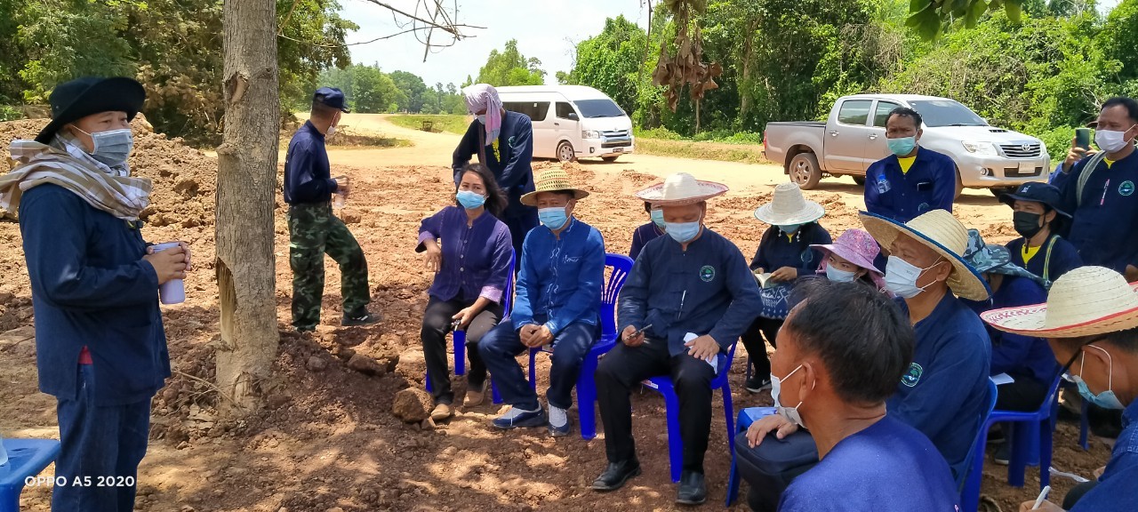 พช.สกลนคร จับมือผู้เชี่ยวชาญขับเคลื่อน โคก หนอง นา พช.