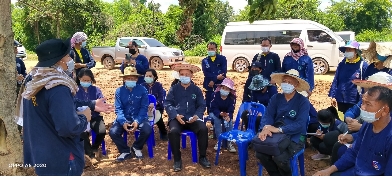 พช.สกลนคร จับมือผู้เชี่ยวชาญขับเคลื่อน โคก หนอง นา พช.