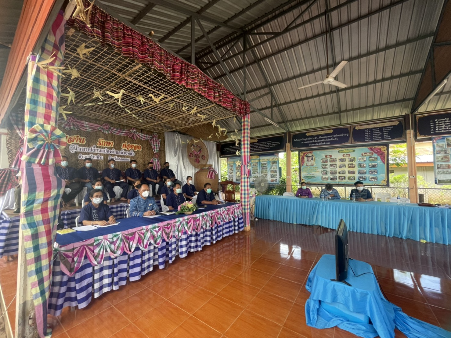 พช.สกลนคร ร่วมพิธีเปิดการประกวดผู้นำการเปลี่ยนแปลงระดับประเทศ ประเภทดีเลิศ ผ่านระบบ ZOOM