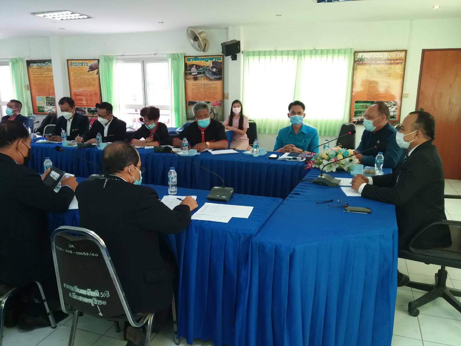 พช.สกลนคร ร่วมประชุมเครือข่าย กทบ.จังหวัดสกลนคร “ขับเคลื่อน เดินหน้า พัฒนา กทบ.สกลนคร”