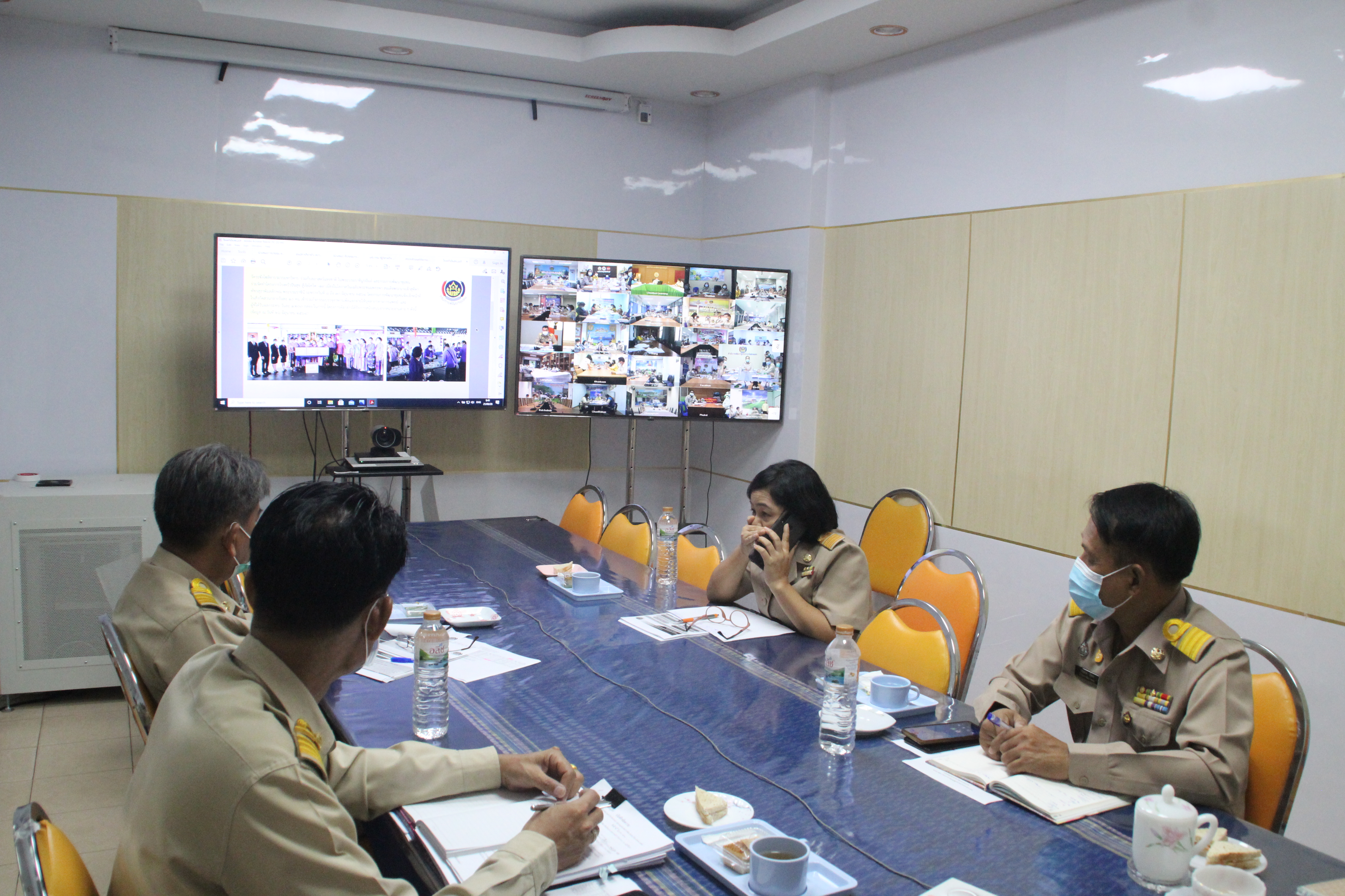 พช.สกลนคร ร่วมการประชุมกรมการพัฒนาชุมชน ครั้งที่ 6/2564