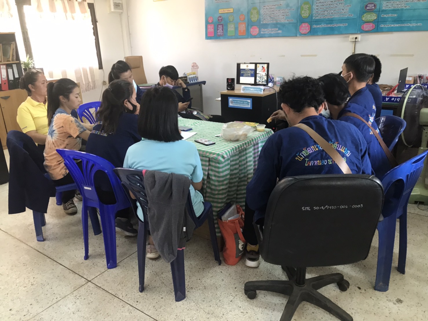 พช.สกลนคร ร่วมประชุมซักซ้อมแนวทางการปฏิบัติภารกิจของนักพัฒนาพื้นที่ต้นแบบ (นพต.) ผ่านระบบวีดิทัศน์ทางไกล (Video Conference)