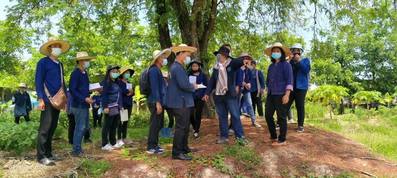 พช.สกลนคร จับมือผู้เชี่ยวชาญขับเคลื่อน โคก หนอง นา พช.