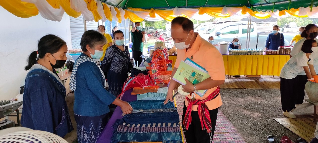 “พช.สกลนคร จัดประกวดโครงการ ๙ ; ๑๐ ปฏิบัติบูชา “สืบสาน รักษา ต่อยอด”เพื่อพัฒนาชุมชน วันที่ 2