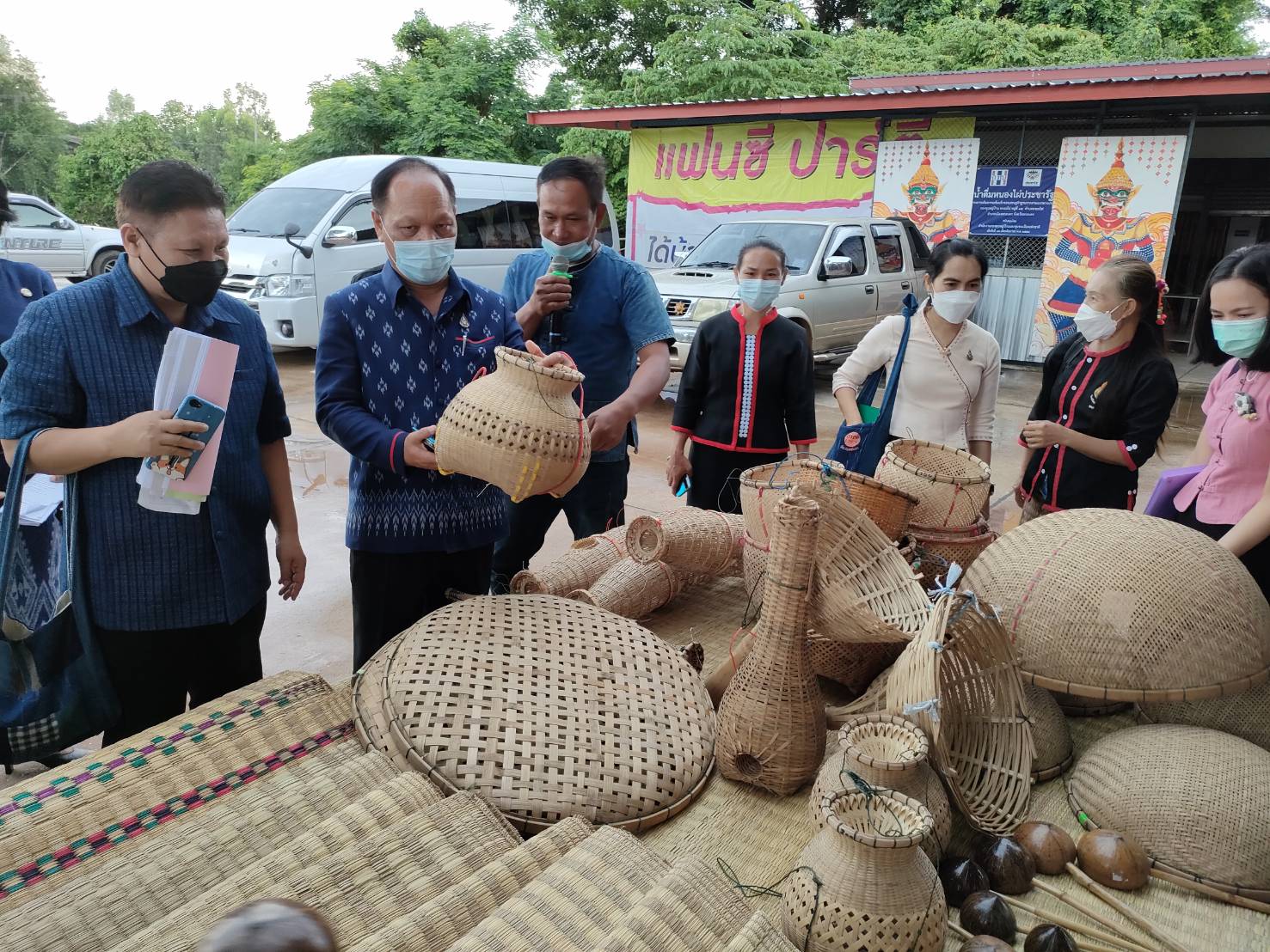 “พช.สกลนคร จัดประกวดโครงการ ๙ ; ๑๐ ปฏิบัติบูชา “สืบสาน รักษา ต่อยอด”เพื่อพัฒนาชุมชน วันที่ 4