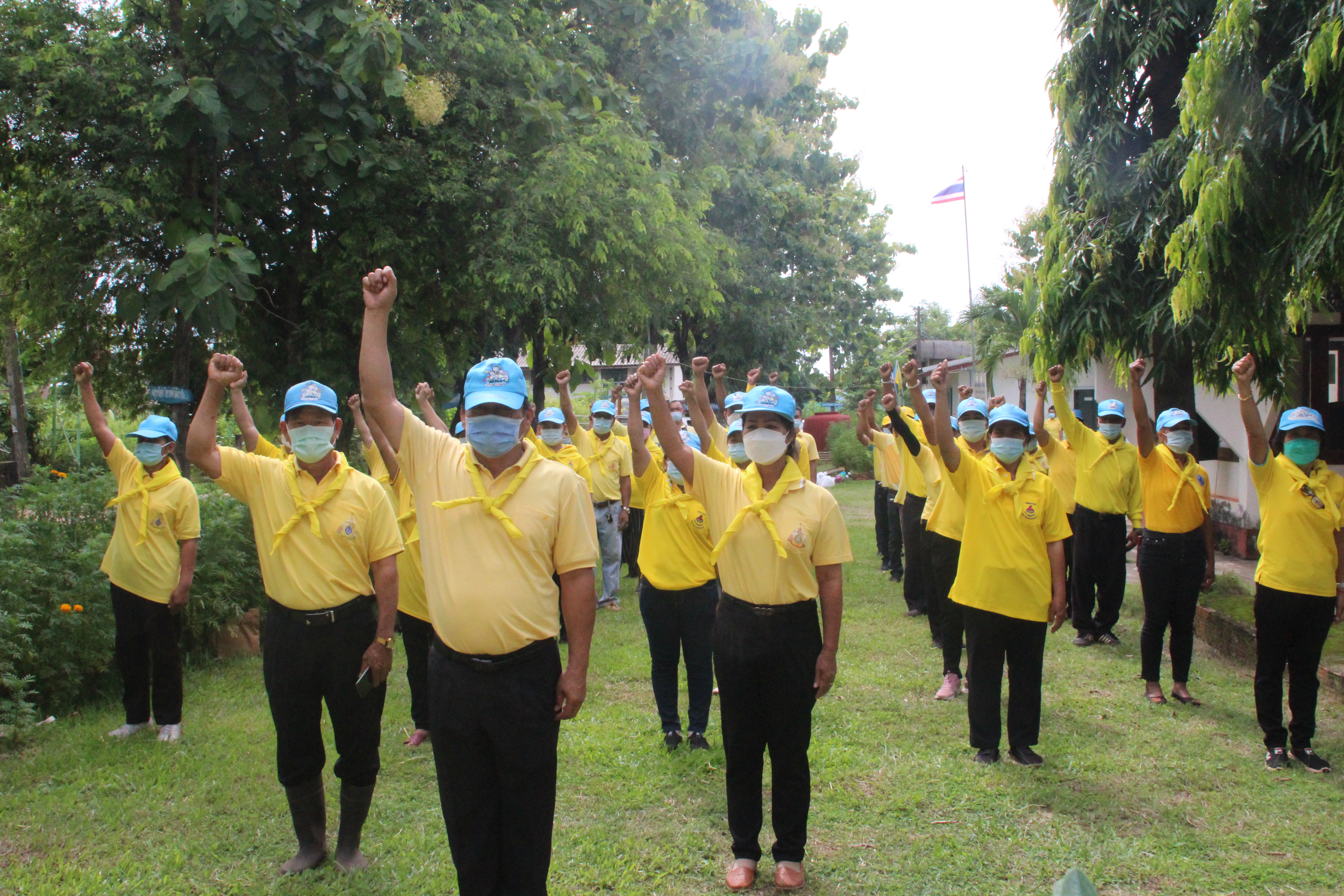 ศูนย์ฯ ฝั่งแดง : จัดกิจกรรม “จิตอาสาพัฒนาชุมชนเอามื้อสามัคคี” เนื่องในโอกาสมหามงคลเฉลิมพระชนมพรรษา พระบาทสมเด็จพระปรเมนทรรามาธิบดีศรีสินทรมหาวชิราลงกรณ พระวชิรเกล้าเจ้าอยู่หัว