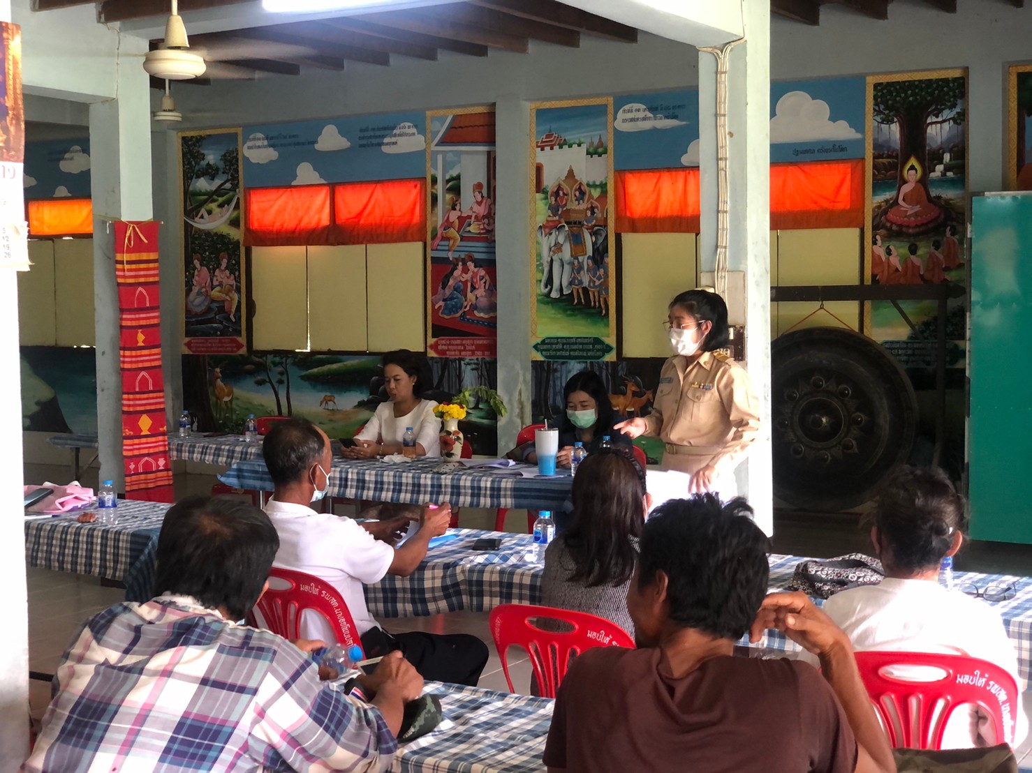 “พช.สกลนคร ร่วมเวทีประชาคม focus group  โครงการ ๙ ; ๑๐ ปฏิบัติบูชา “สืบสาน รักษา ต่อยอด”เพื่อพัฒนาชุมชน