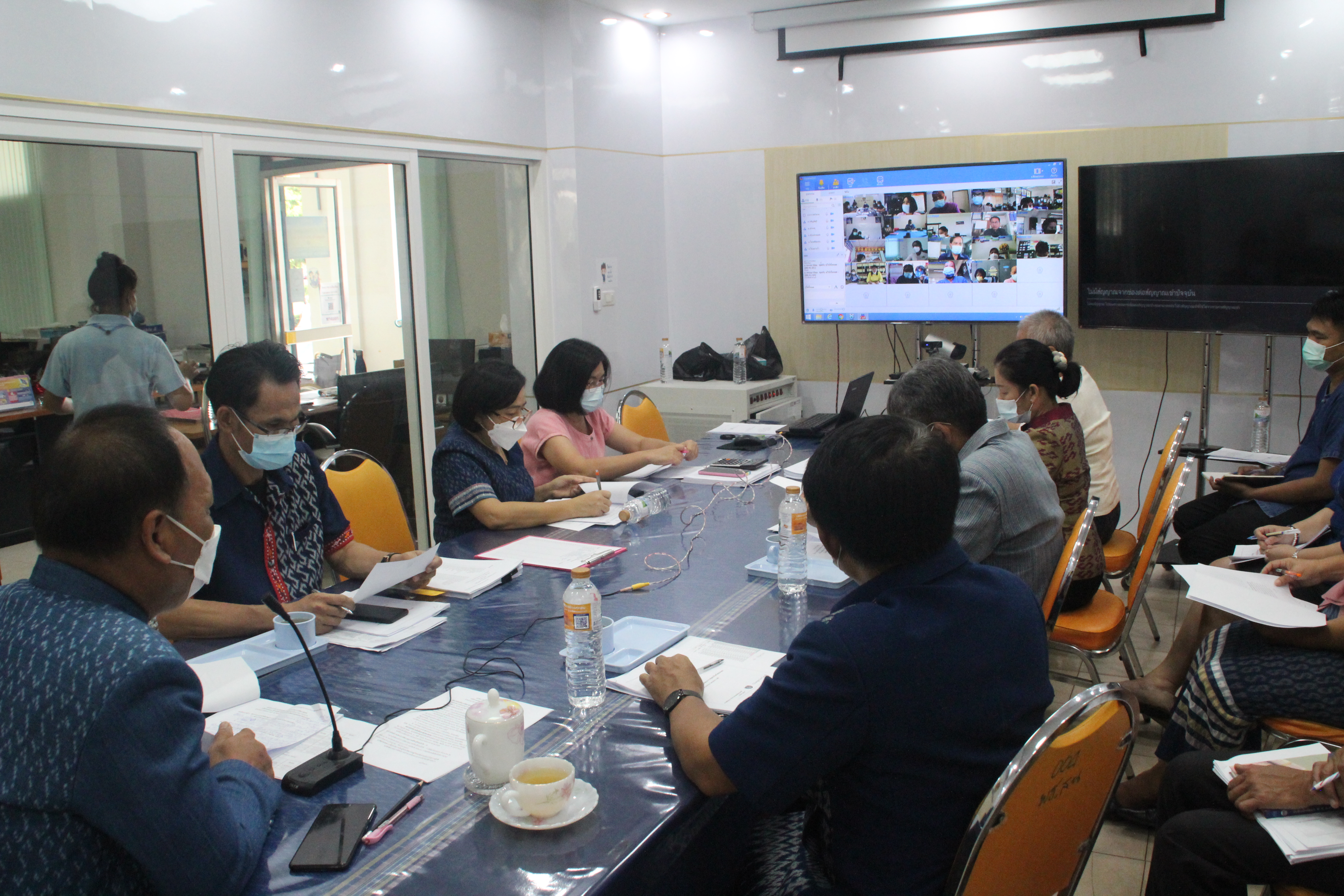 พช.สกลนคร สู้ภัย COVID-19 ด้วยการประชุมผู้บริหาร ครั้งที่ 7/2564 ผ่านระบบ Session call