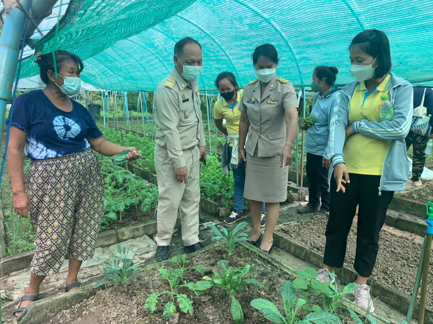 พช.สกลนคร ลุยค้นหาผู้สนใจเข้าร่วมโครงการ “โคก หนอง นา พัฒนาชุมชน”