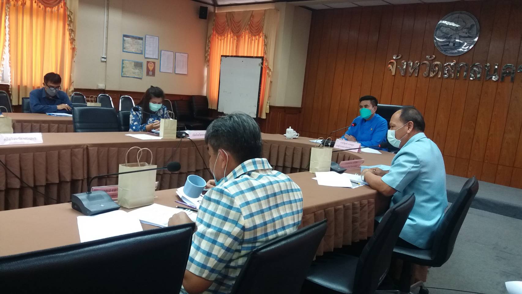 จังหวัดสกลนคร ประชุมคณะอนุกรรมการกองทุนพัฒนาบทบาทสตรีระดับจังหวัด ครังที่ 7/2564