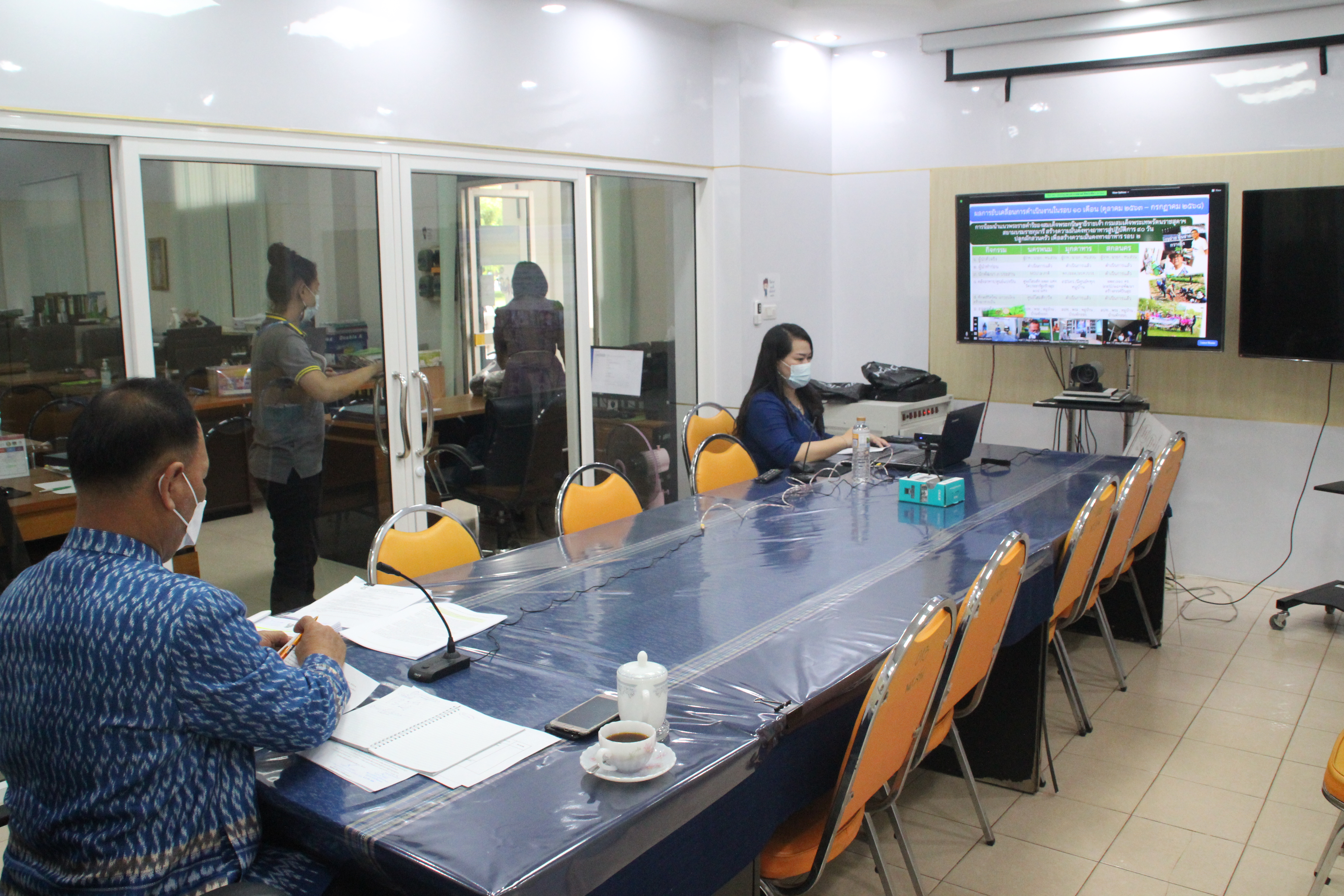 พช.สกลนคร ร่วมประชุมเชิงปฏิบัติการตรวจติดตามผลการดำเนินงานหน่วยรับตรวจรายไตรมาส ครั้งที่ 4/2564 เขตตรวจราชการที่ 11 (สกลนคร นครพนม มุกดาหาร) ผ่านระบบ ZOOM