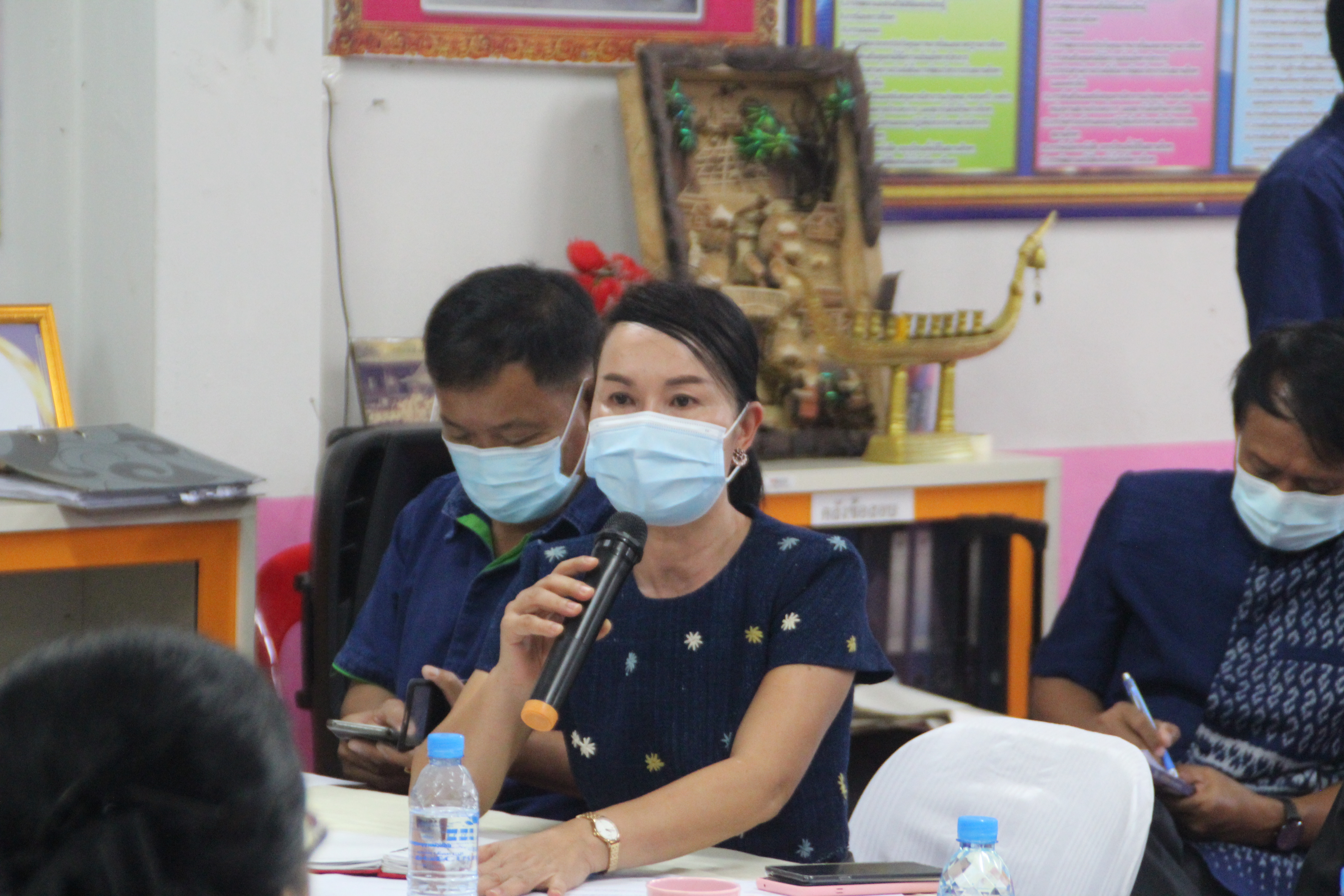 พช.สกลนคร : ร่วมประชุมการขับเคลื่อนโครงการก่อสร้างศูนย์เรียนรู้ผ้าย้อมคราม “วิชชาลัยดอนกอย วิถีแห่งการพัฒนาที่ยั่งยืน”