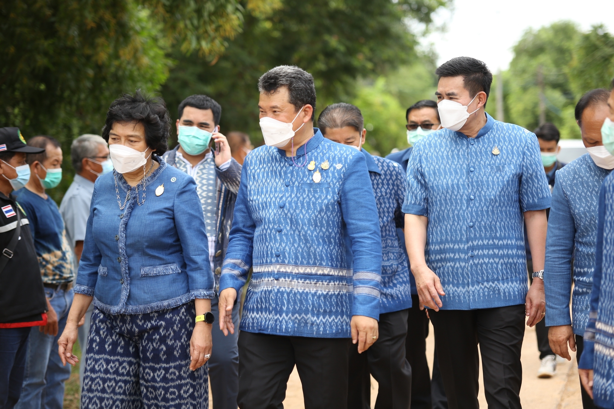 อธิบดี พช. และประธานสภาสตรีแห่งชาติในพระบรมราชินูปถัมภ์  เปิดโครงการพัฒนาผลิตภัณฑ์ผ้าและเครื่องแต่งกายให้เป็น Premium OTOP