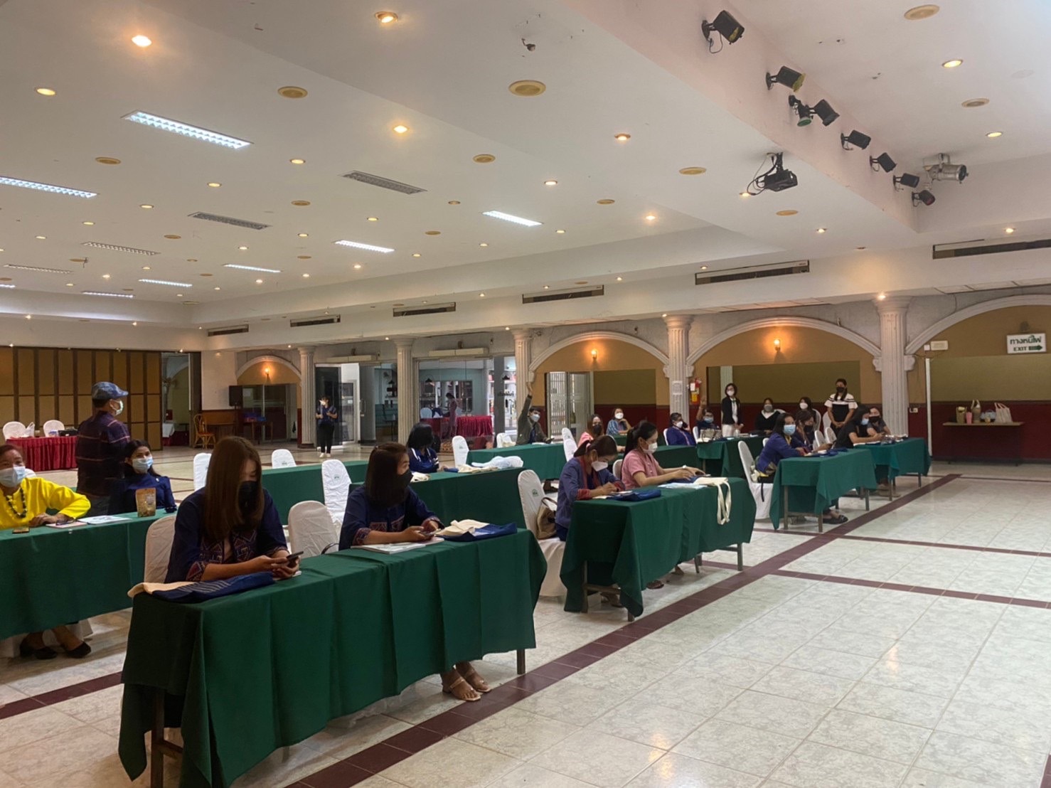 พช.สกลนคร : ประชุมเชิงปฏิบัติการเพื่อพัฒนาศักยภาพผู้ประกอบการสู่ยุค 4.0 รุ่นที่ 1