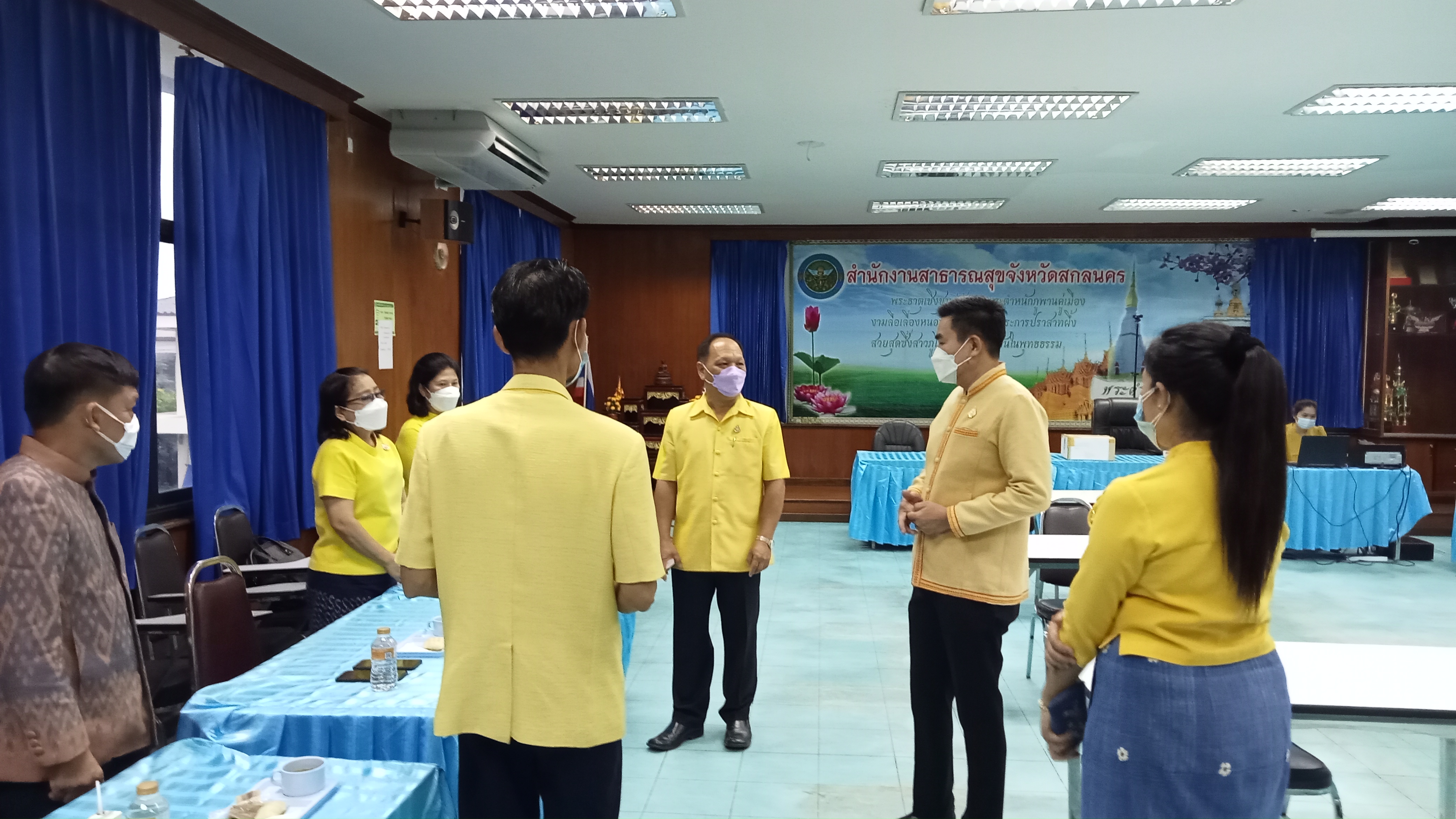 พช.สกลนคร จัดสอบประเมินความรู้ ความสามารถทางวิชาการ (สอบข้อเขียน) ประเภทวิชาการ ระดับชำนาญการพิเศษ ตำแหน่ง ผู้อำนวยการกลุ่มงานประสานและสนับสนุนการบริหารงานพัฒนาชุมชน ประจำปีงบประมาณ พ.ศ.2564