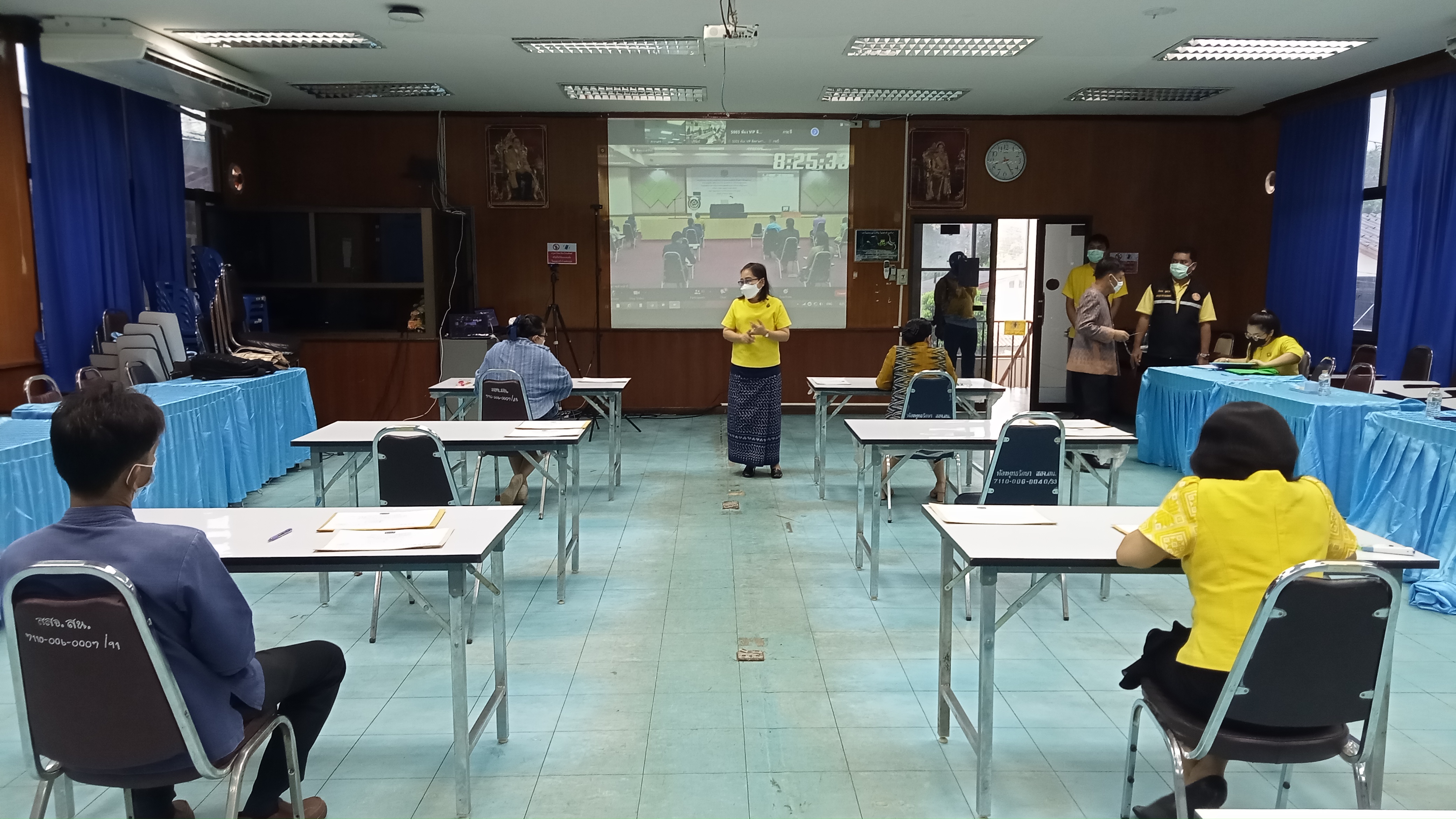 พช.สกลนคร จัดสอบประเมินความรู้ ความสามารถทางวิชาการ (สอบข้อเขียน) ประเภทวิชาการ ระดับชำนาญการพิเศษ ตำแหน่ง ผู้อำนวยการกลุ่มงานประสานและสนับสนุนการบริหารงานพัฒนาชุมชน ประจำปีงบประมาณ พ.ศ.2564