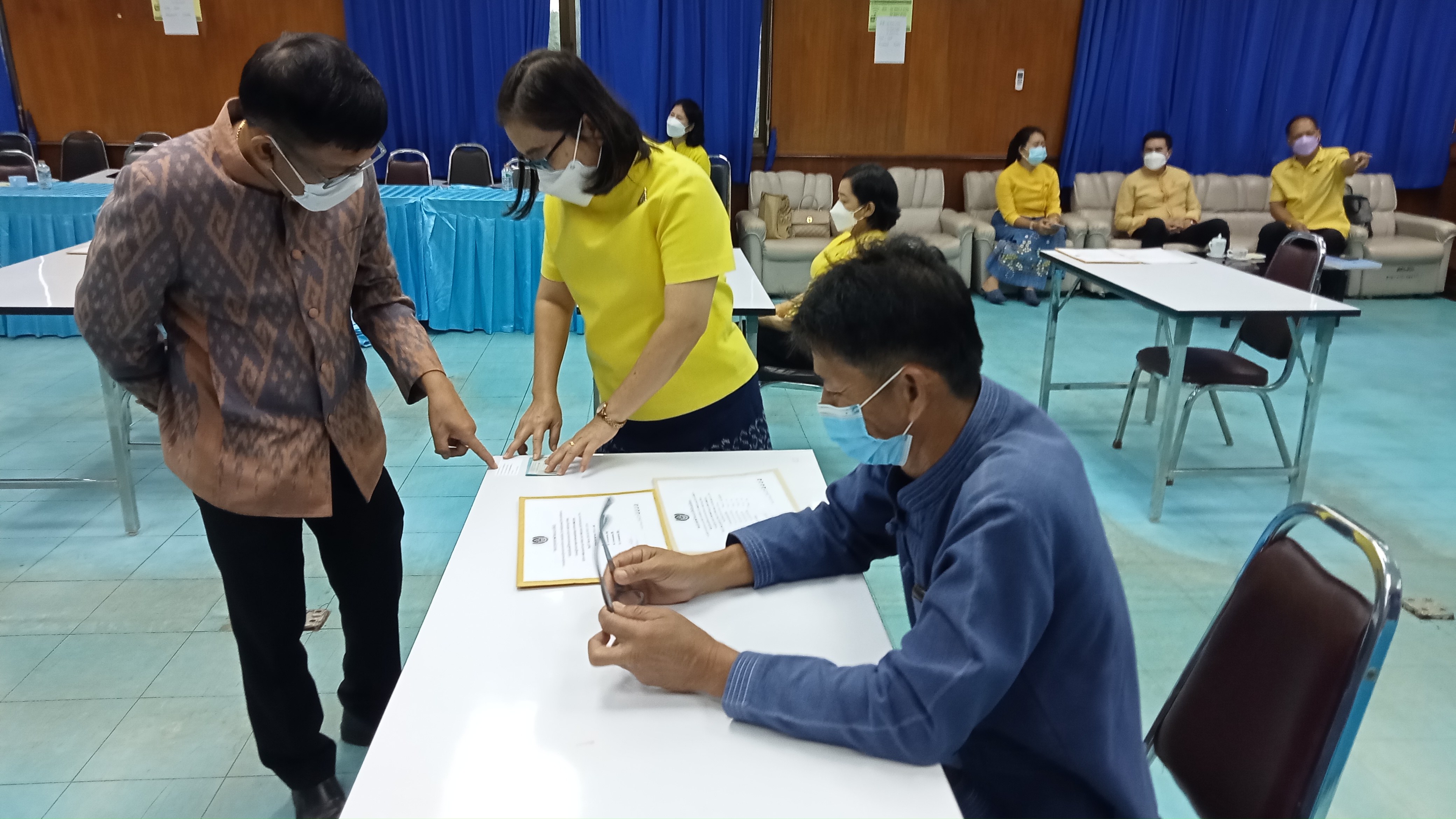 พช.สกลนคร จัดสอบประเมินความรู้ ความสามารถทางวิชาการ (สอบข้อเขียน) ประเภทวิชาการ ระดับชำนาญการพิเศษ ตำแหน่ง ผู้อำนวยการกลุ่มงานประสานและสนับสนุนการบริหารงานพัฒนาชุมชน ประจำปีงบประมาณ พ.ศ.2564