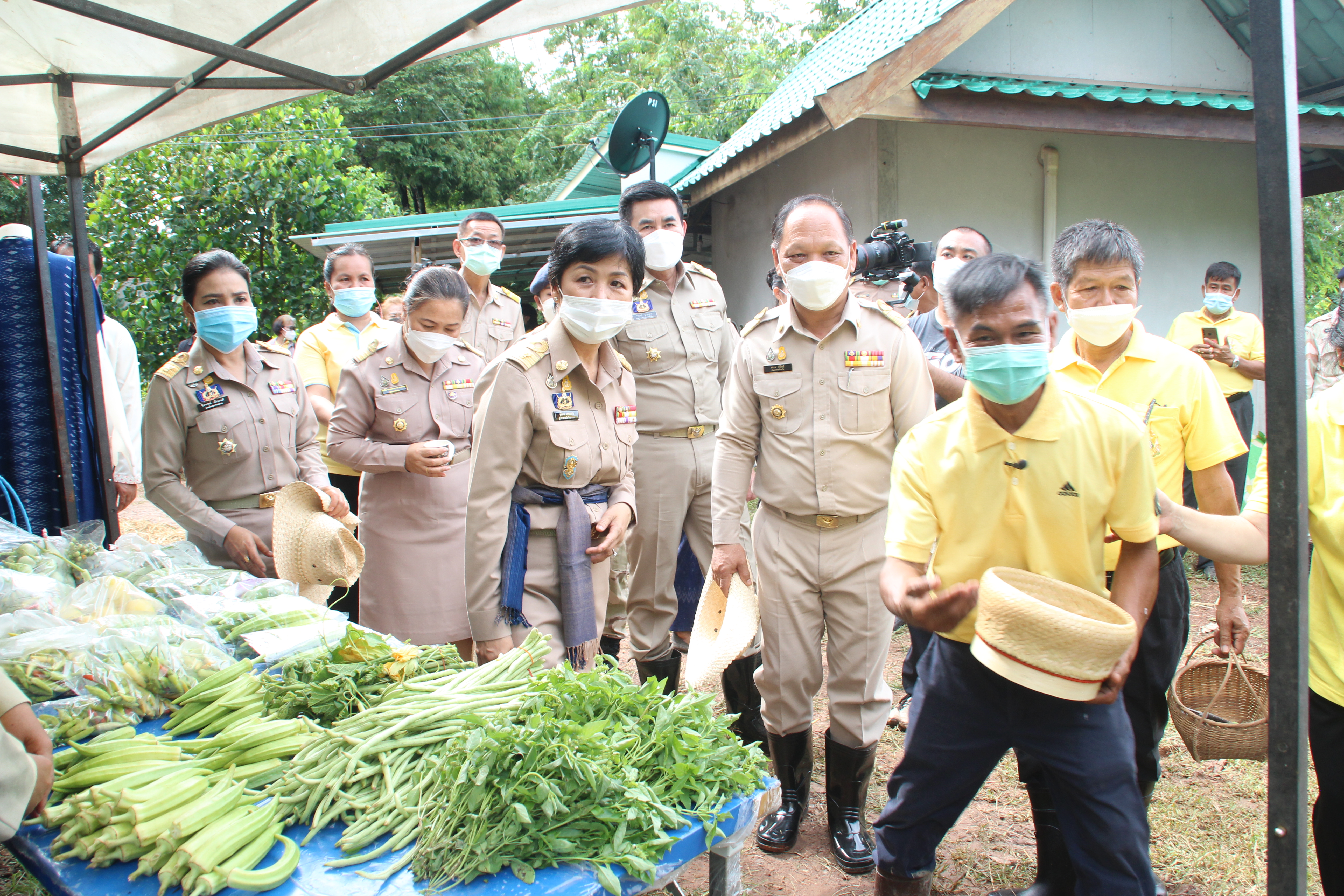 ผู้ว่าฯ สกลนคร : ร่วมพิธีเปิดศูนย์ผู้นำจิตอาสาพัฒนาชุมชน กรมการพัฒนาชุมชน