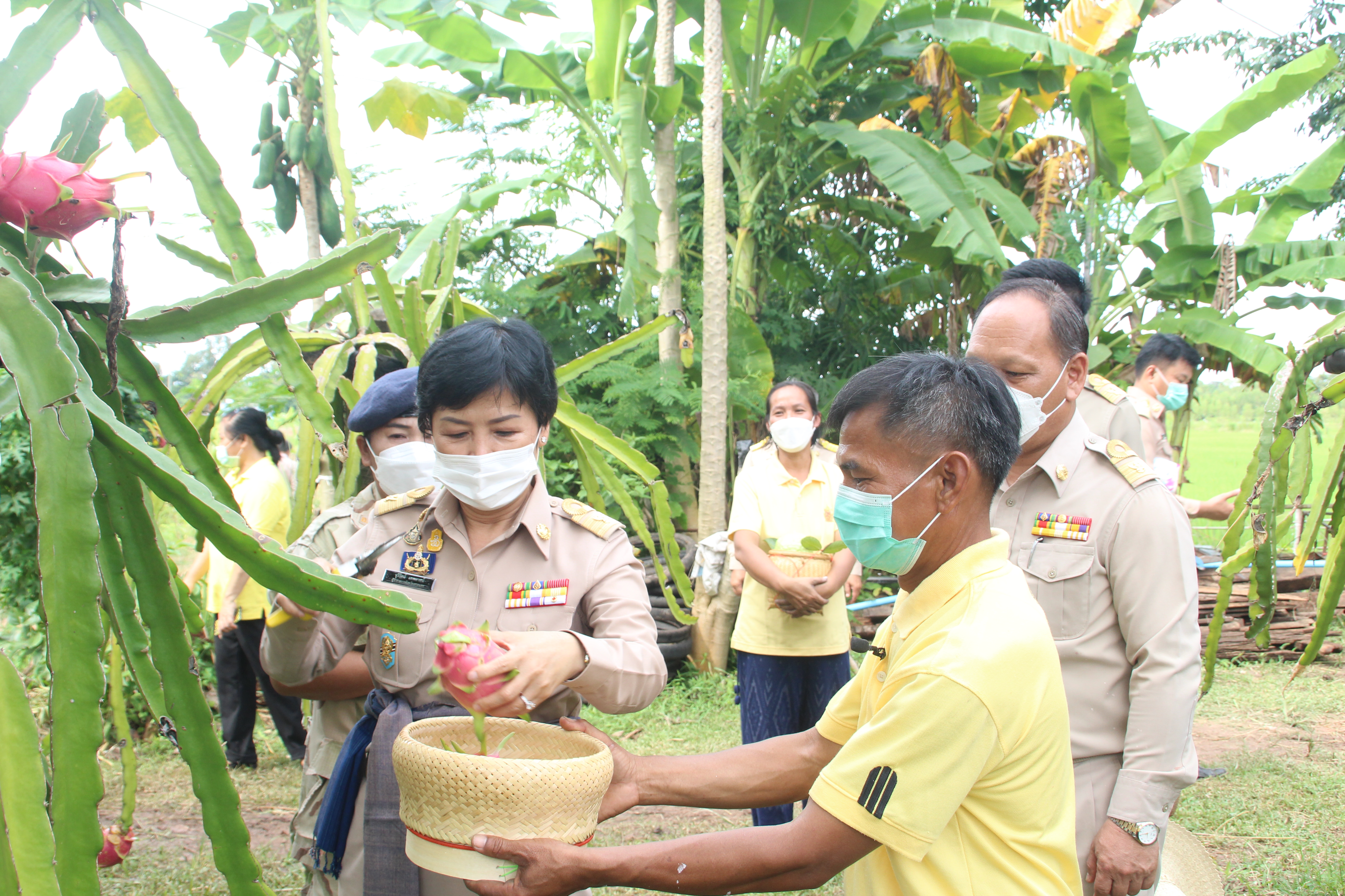 ผู้ว่าฯ สกลนคร : ร่วมพิธีเปิดศูนย์ผู้นำจิตอาสาพัฒนาชุมชน กรมการพัฒนาชุมชน