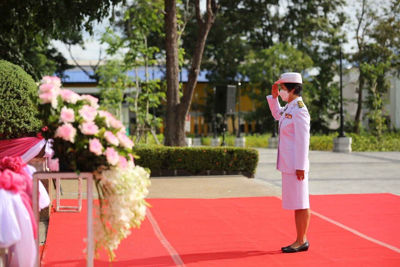 พช.สกลนคร : ร่วมกิจกรรมน้อมรำลึกเนื่องในวันคล้ายวันสวรรคตพระบาทสมเด็จพระจุลจอมเกล้าเจ้าอยู่หัว 23 ตุลาคม 2564