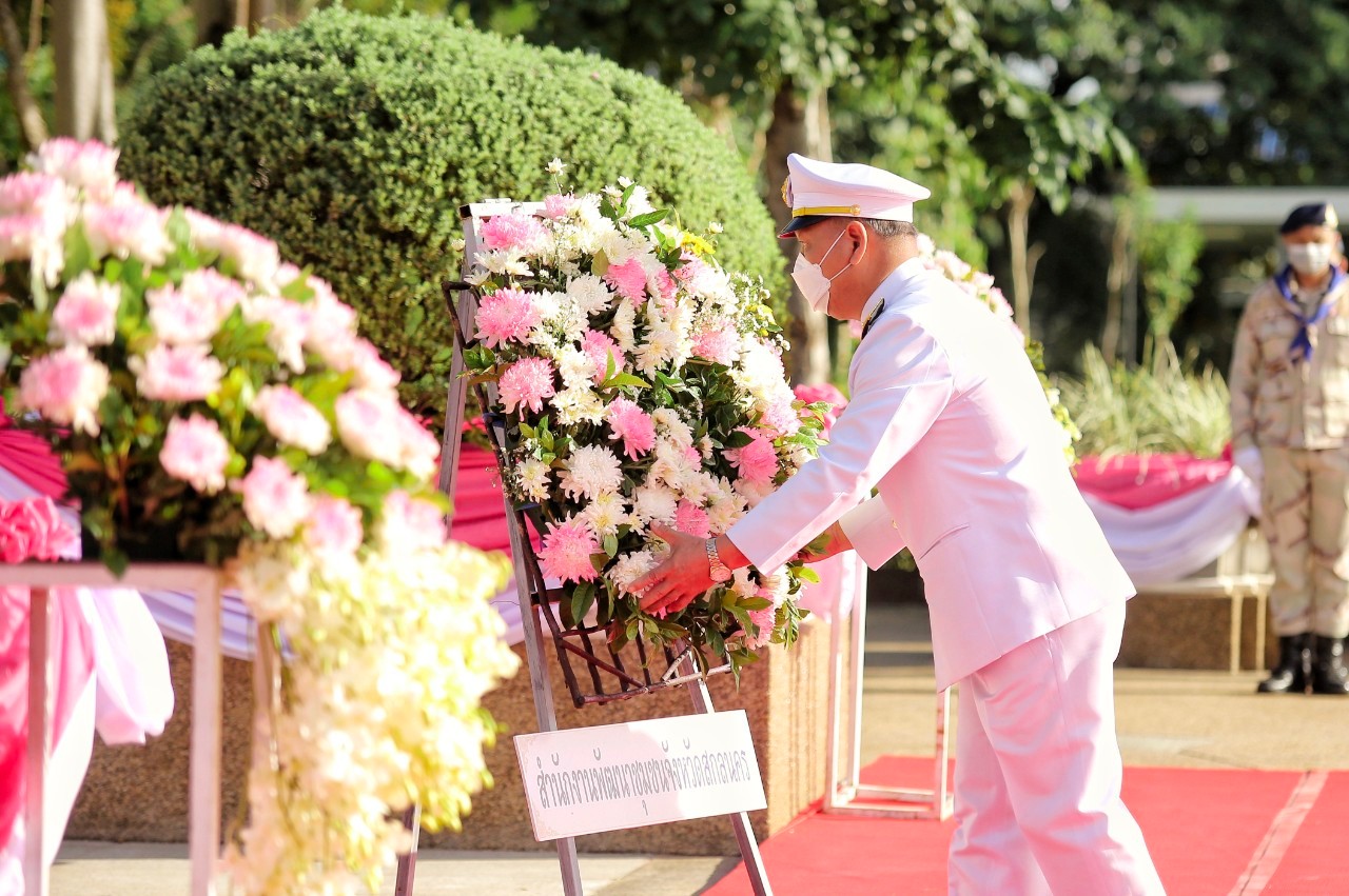 พช.สกลนคร : ร่วมกิจกรรมน้อมรำลึกเนื่องในวันคล้ายวันสวรรคตพระบาทสมเด็จพระจุลจอมเกล้าเจ้าอยู่หัว 23 ตุลาคม 2564