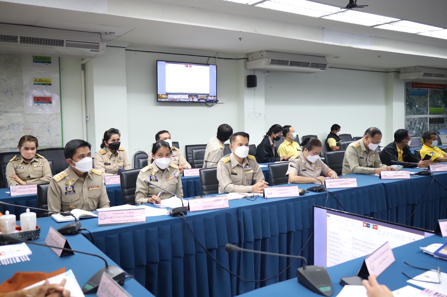 พจ.สกลนคร : ร่วมประชุมการจัดพิธีทอดผ้าป่าสนับสนุนโครงการทุนเล่าเรียนหลวงสำหรับพระสงฆ์ไทย ผ่านระบบวีดิทัศน์ทางไกล (Video Conference System)