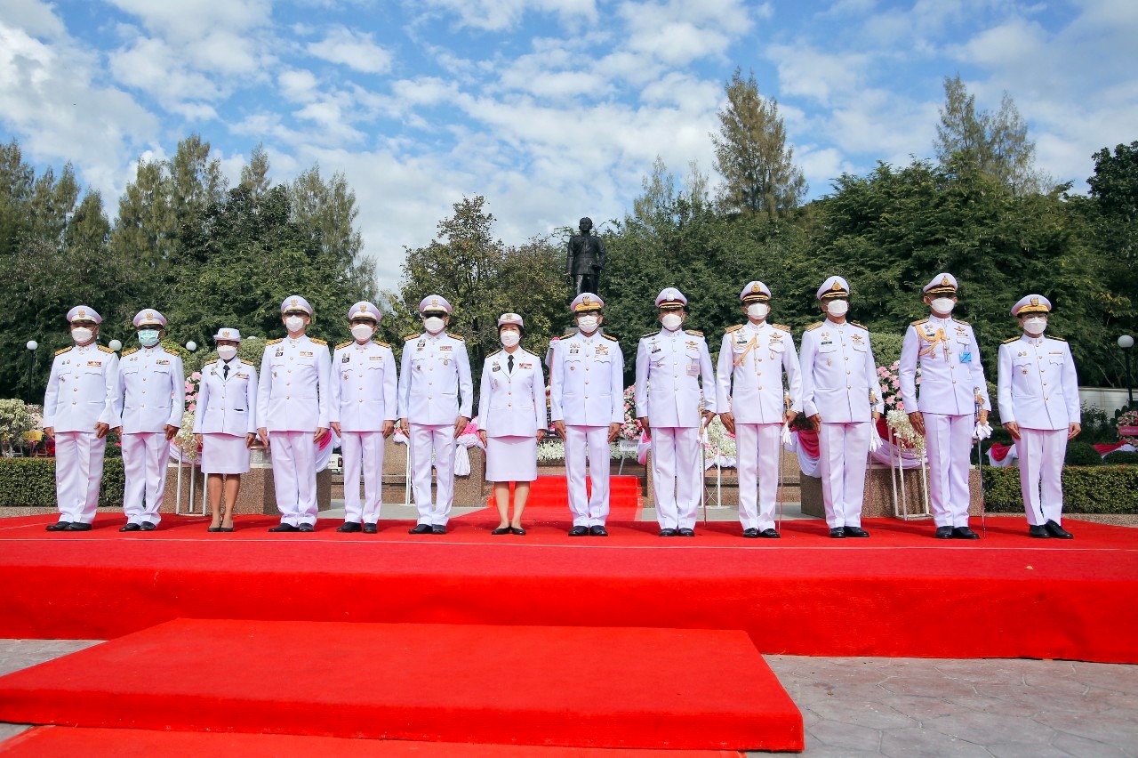 พช.สกลนคร : ร่วมกิจกรรมน้อมรำลึกเนื่องในวันคล้ายวันสวรรคตพระบาทสมเด็จพระจุลจอมเกล้าเจ้าอยู่หัว 23 ตุลาคม 2564