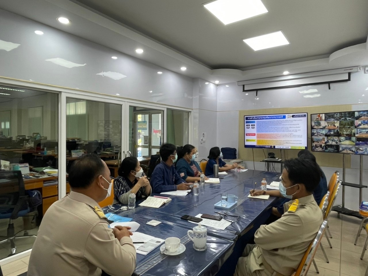 พช.สกลนคร : ร่วมการประชุมกรมการพัฒนาชุมชน ครั้งที่ 10/2564 ผ่านระบบ Conference