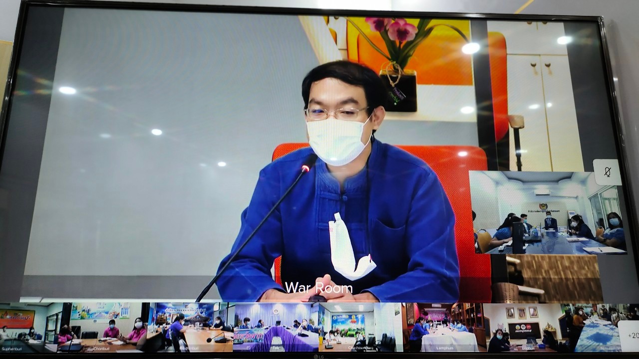 พช.สกลนคร : ร่วมปฐมนิเทศพนักงานราชการเฉพาะกิจ กรมการพัฒนาชุมชน