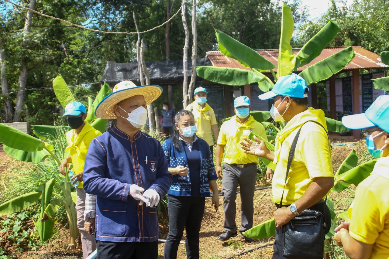 พจ.สกลนคร : ติดตามและสนับสนุนการดำเนินงานศูนย์ผู้นำจิตอาสาพัฒนาชุมชน ครั้งที่ 4