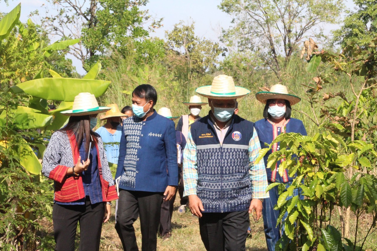 พจ.สกลนคร : ติดตามและสนับสนุนการดำเนินงานศูนย์ผู้นำจิตอาสาพัฒนาชุมชน ครั้งที่ 5