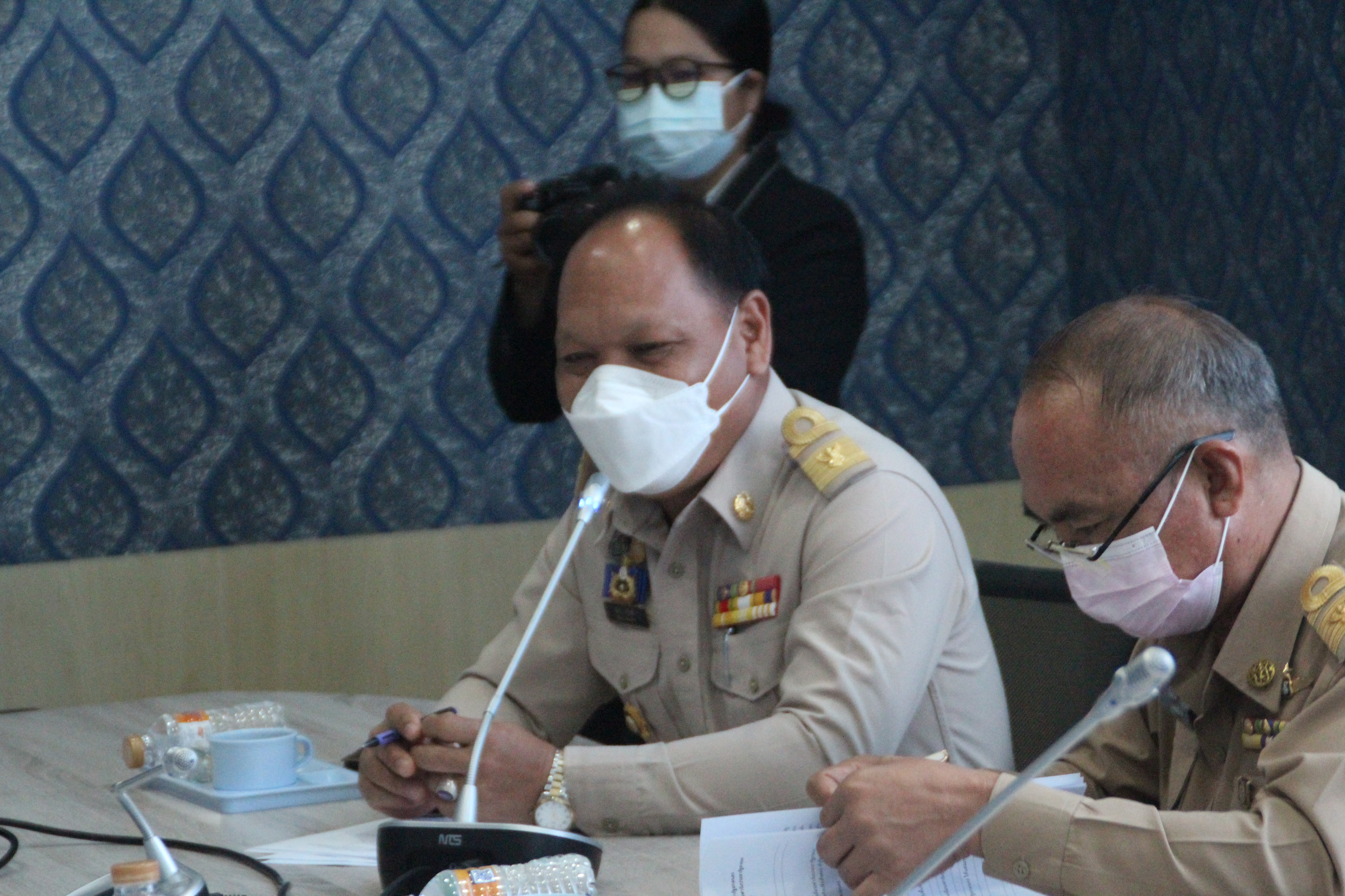 พจ.สกลนคร : ร่วมประชุมหารือเพื่อเตรียมพร้อมการประชุมส่วนราชการ/คณะทำงานฟาร์มประชารัฐ