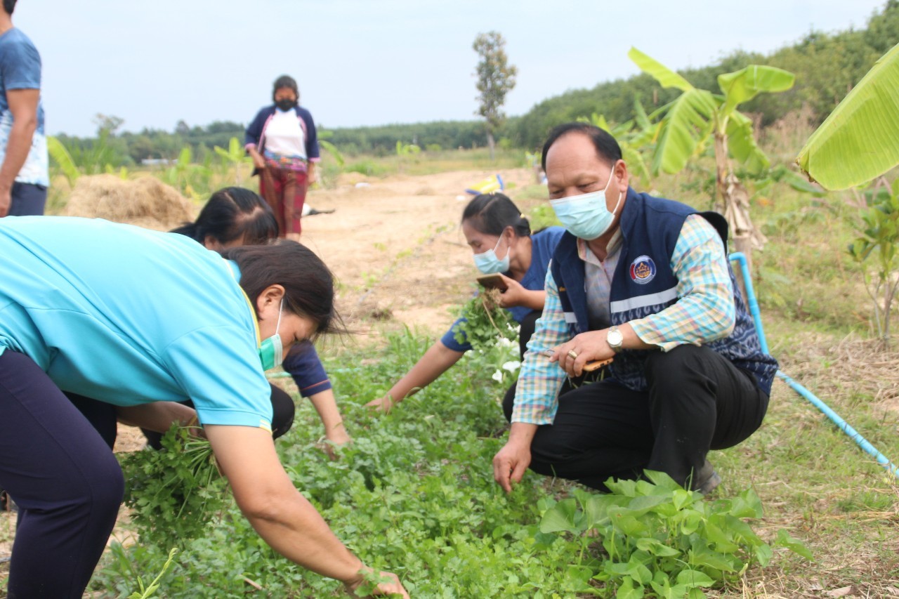 พจ.สกลนคร : ติดตามและสนับสนุนการดำเนินงานศูนย์ผู้นำจิตอาสาพัฒนาชุมชน ครั้งที่ 5