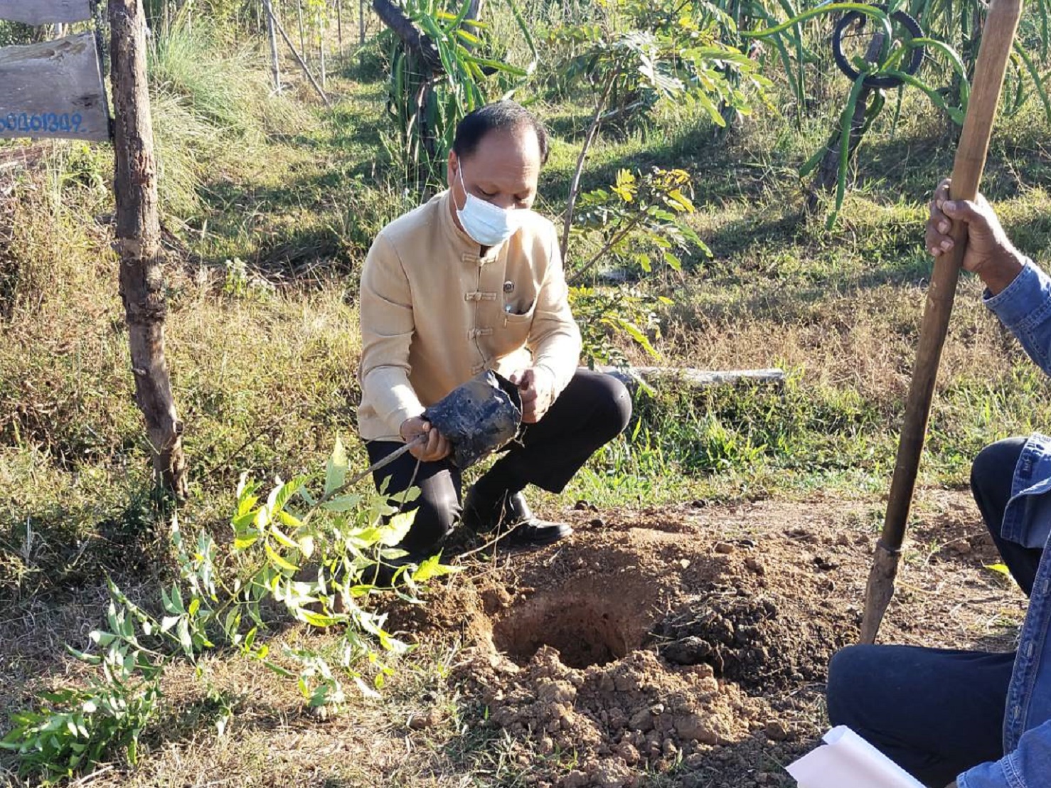 พจ.สกลนคร : ติดตามและสนับสนุนการดำเนินงานศูนย์ผู้นำจิตอาสาพัฒนาชุมชน ครั้งที่ 6