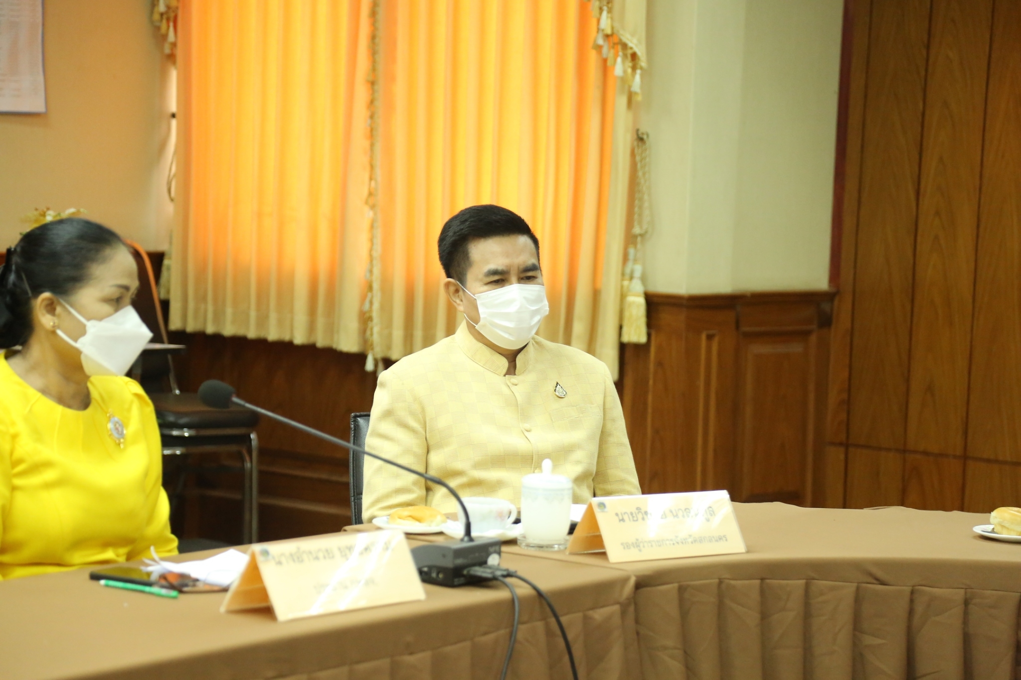 พช.สกลนคร : ผู้ว่าฯ จุรีรัตน์ มอบนโยบายคณะกรรมการพัฒนาสตรีจังหวัดสกลนคร