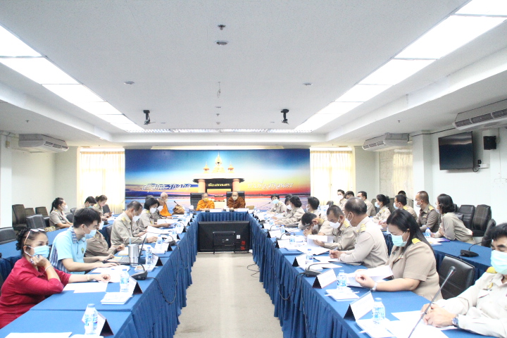 พจ.สกลนคร : ร่วมประชุมเตรียมการจัดพิธีทอผ้าป่าสนับสนุนทุนเล่าเรียนหลวง สำหรับพระสงฆ์ไทย จังหวัดสกลนคร