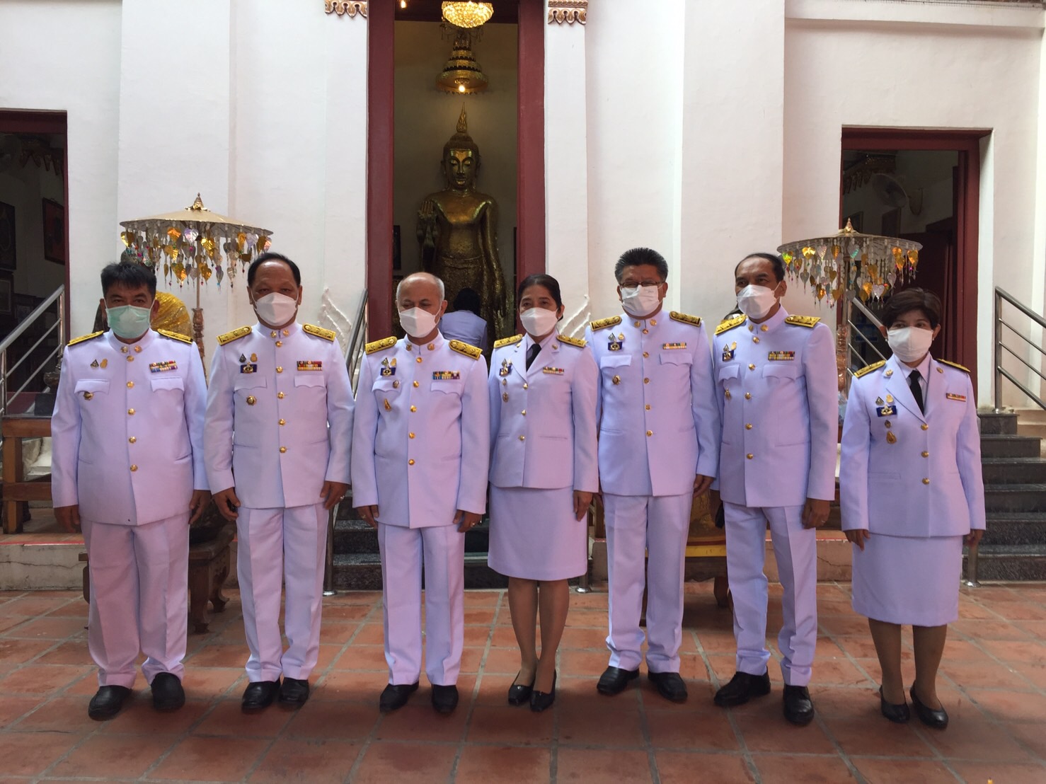 พช. สกลนคร : ร่วมทอดกฐินพระราชทาน กรมการพัฒนาชุมชน