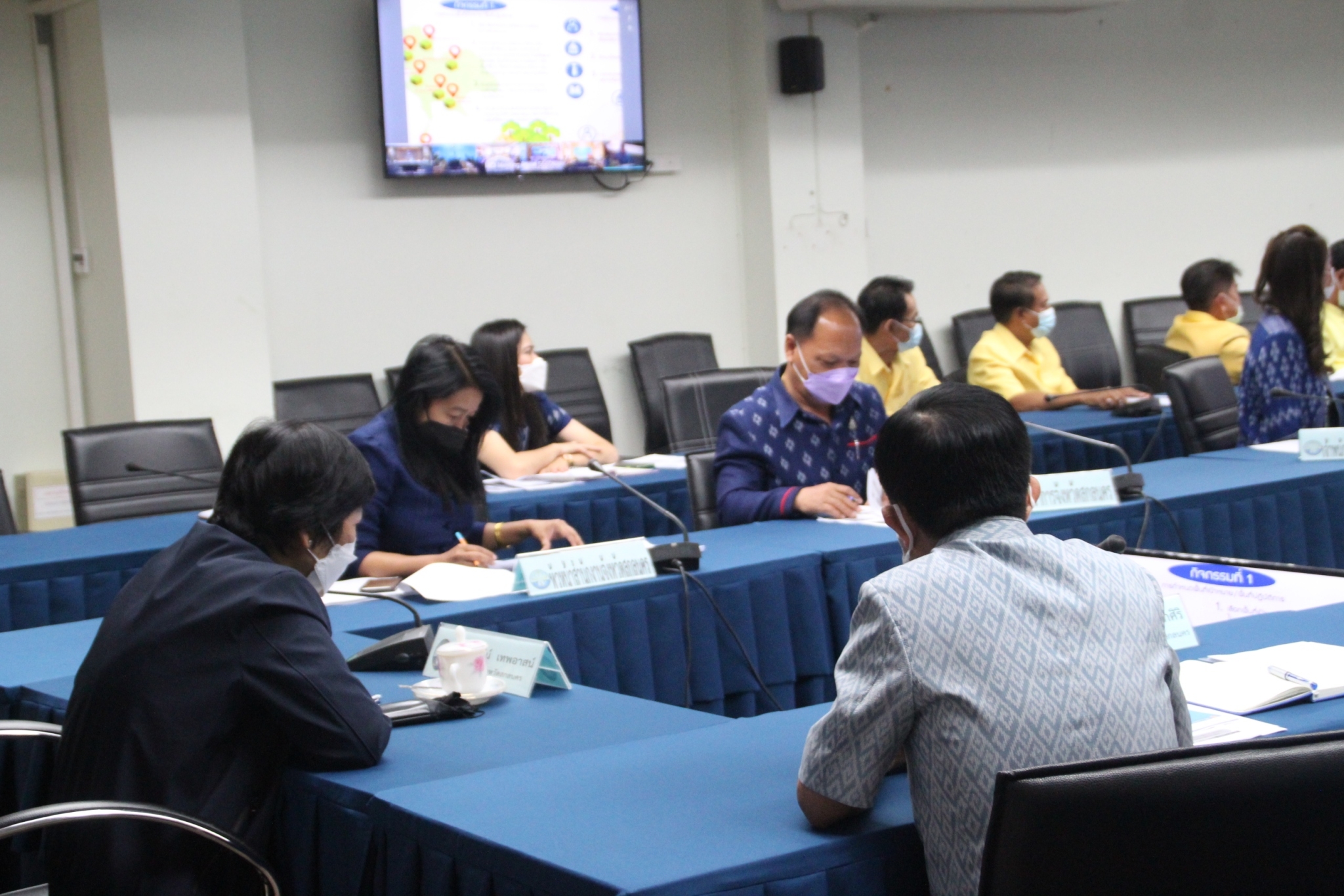 พช.สกลนคร : ร่วมประชุมสร้างการรับรู้และชี้แจงการขับเคลื่อนแนวทางเขตพัฒนาเศรษฐกิจพอเพียง(SEDZ) ด้วยโมเดลเศรษฐกิจใหม่ ผ่านระบบวีดิทัศน์ทางไกล (Video Conference)