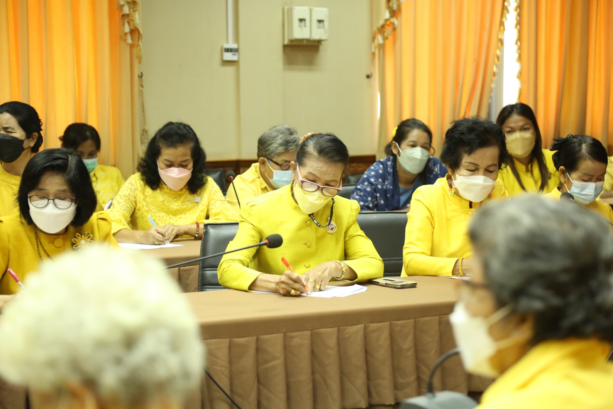 พช.สกลนคร : ผู้ว่าฯ จุรีรัตน์ มอบนโยบายคณะกรรมการพัฒนาสตรีจังหวัดสกลนคร