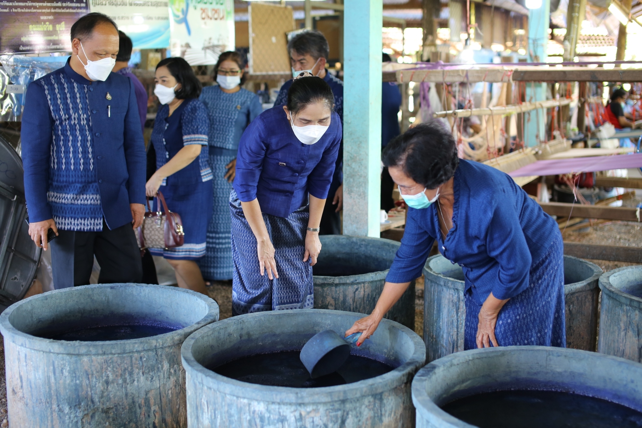 ผู้ตรวจราชการกรมฯ ตรวจติดตามการดำเนินงานพัฒนาชุมชน ในเขตพื้นที่จังหวัดสกลนคร