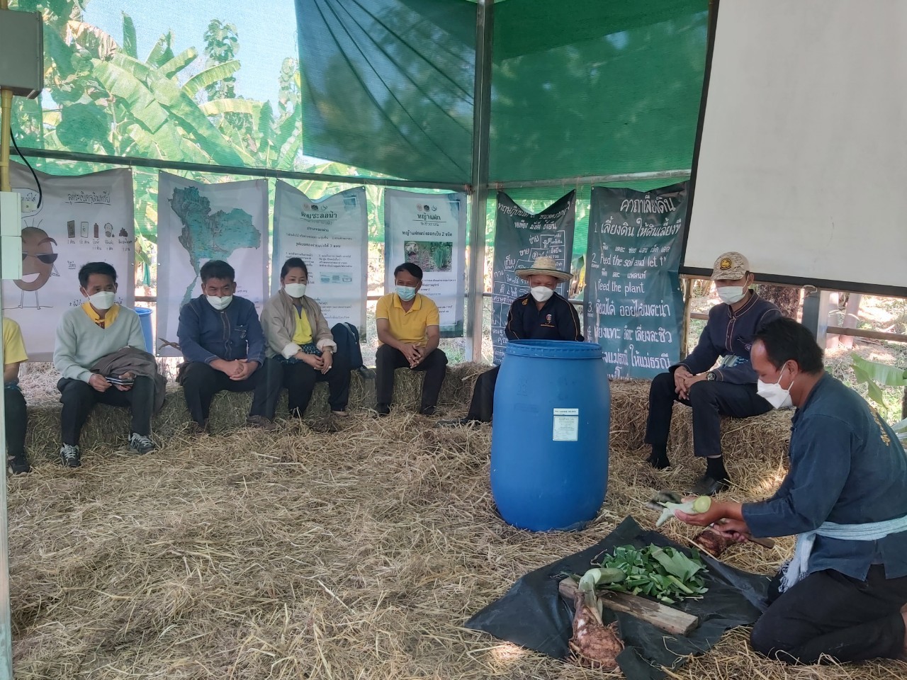 พช.สกลนคร จับมือโคกหินแห่โมเดล จัดกิจกรรม”วันดินโลก” (World Soil Day)