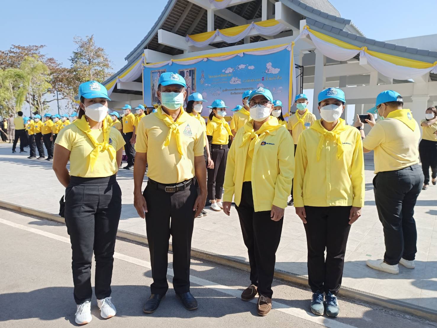 พช.สกลนคร : ผู้ว่าฯ จุรีรัตน์ เป็นประธานพิธีเนื่องในวันคล้ายวันพระบรมราชสมภพ พระบาทสมเด็จพระบรมชนกาธิเบศร มหาภูมิพลอดุลยเดชมหาราช บรมนาถบพิตร