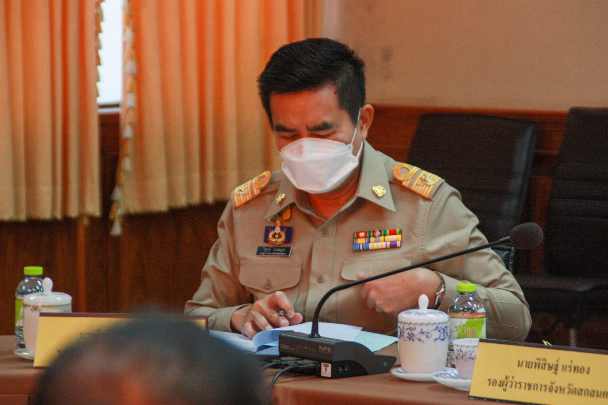 พช.สกลนคร : ร่วมประชุมหน่วยงานสังกัดกระทรวงมหาดไทยและนายอำเภอ