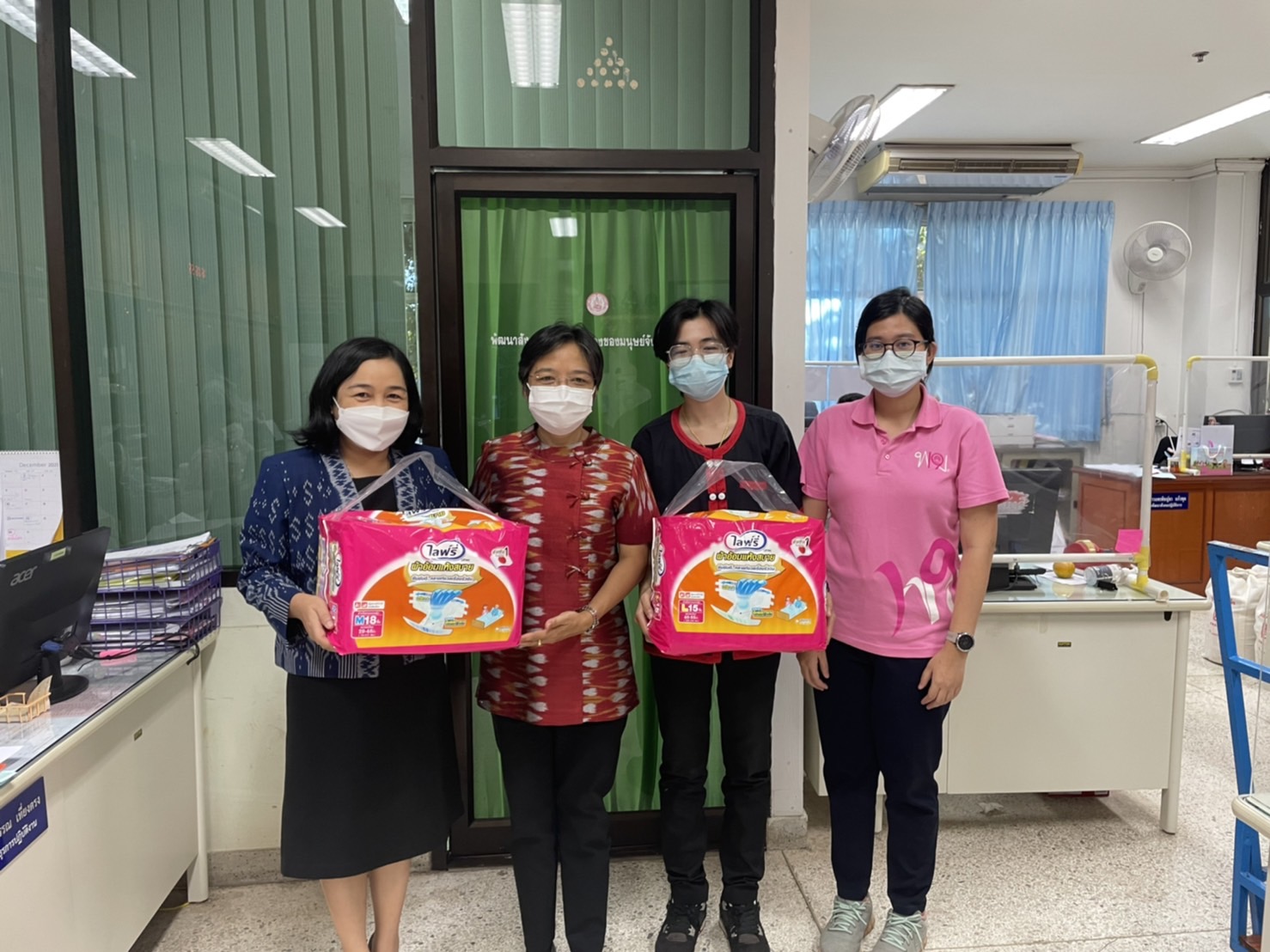 พช.สกลนคร : ร่วมพิธีเปิดศูนย์ CSR สกลนคร
