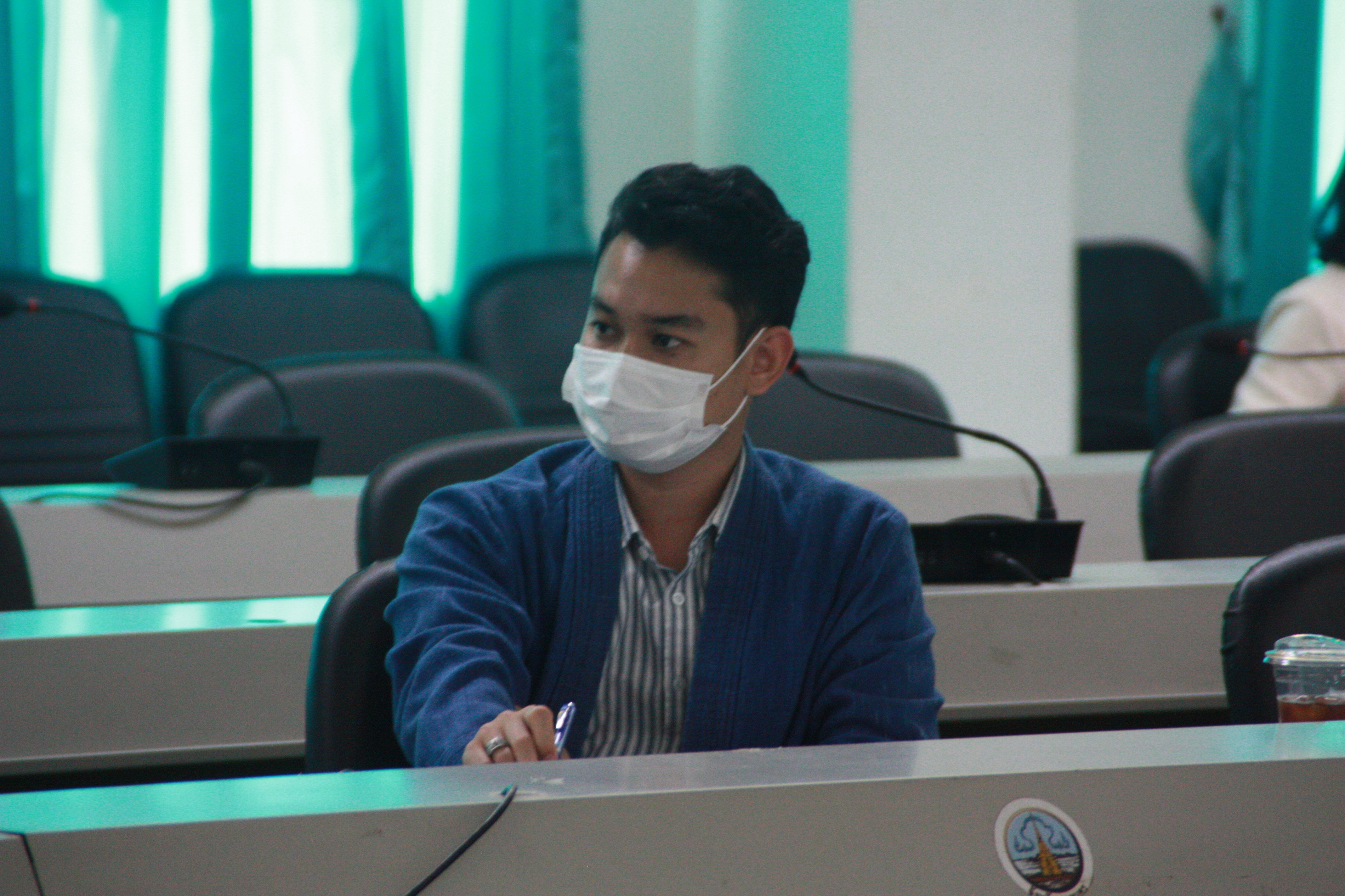 พช.สกลนคร : ประชุมเจ้าหน้าที่พัฒนาชุมชนและคณะกรรมการเครือข่ายกองทุนแม่ของแผ่นดินจังหวัดสกลนคร ครั้งที่ 4/2564