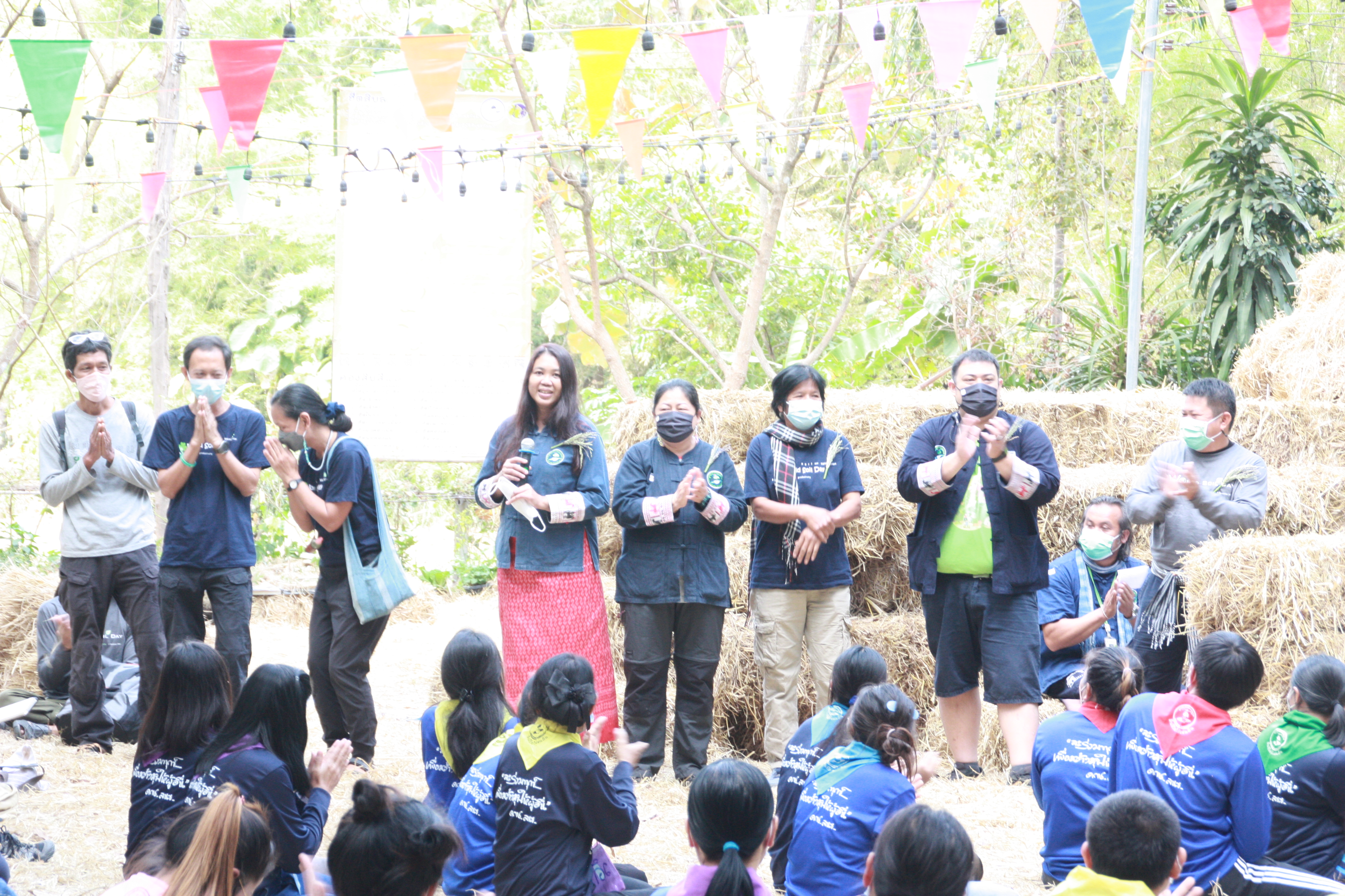 พช.สกลนคร : ร่วมมหกรรมวันดินโลก (World Soil Day)