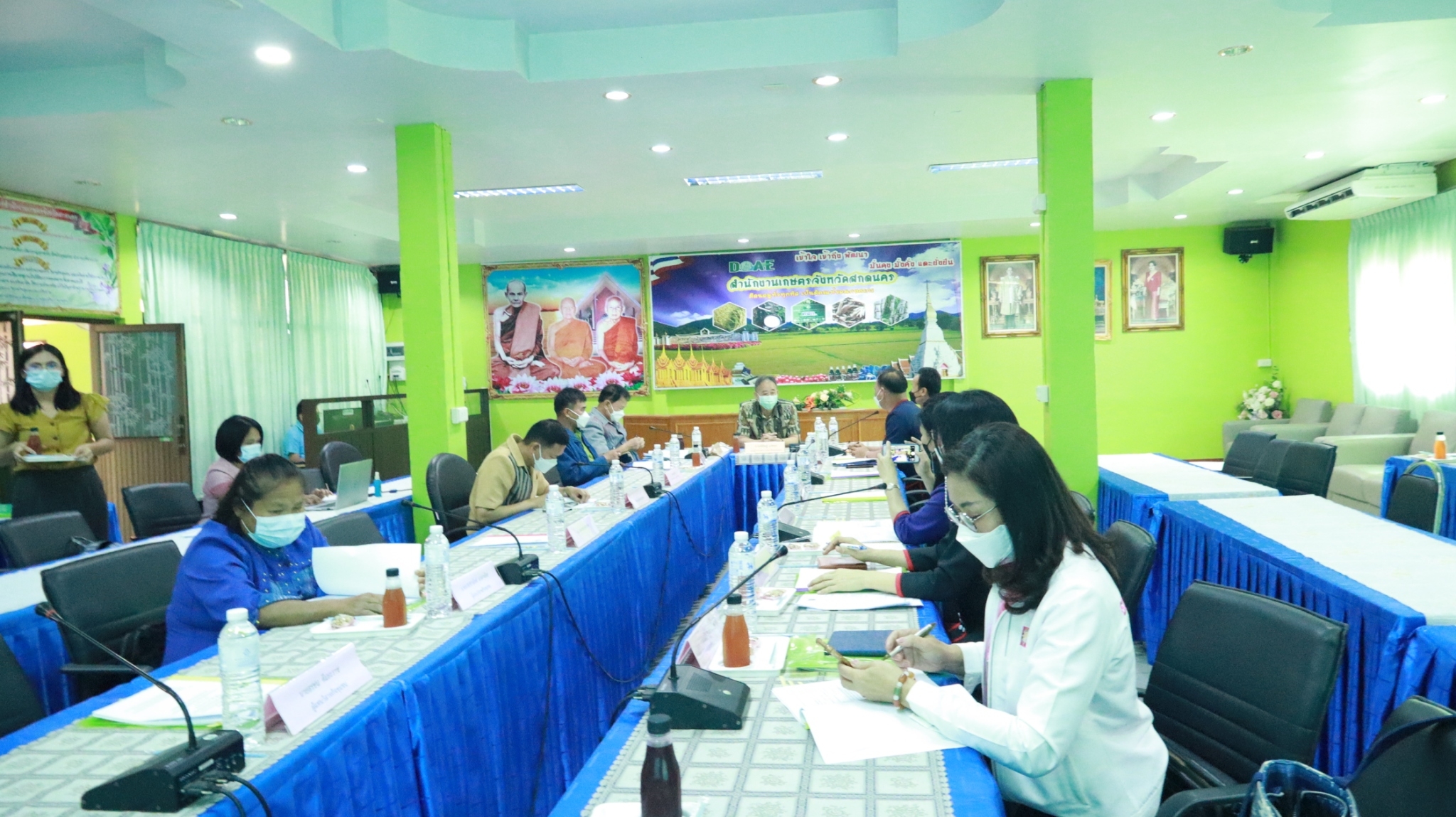 พช.สกลนคร : ร่วมประชุมคณะอนุกรรมการส่งเสริมวิสาหกิจชุมชนและเครือข่ายวิสาหกิจชุมชนจังหวัดสกลนคร