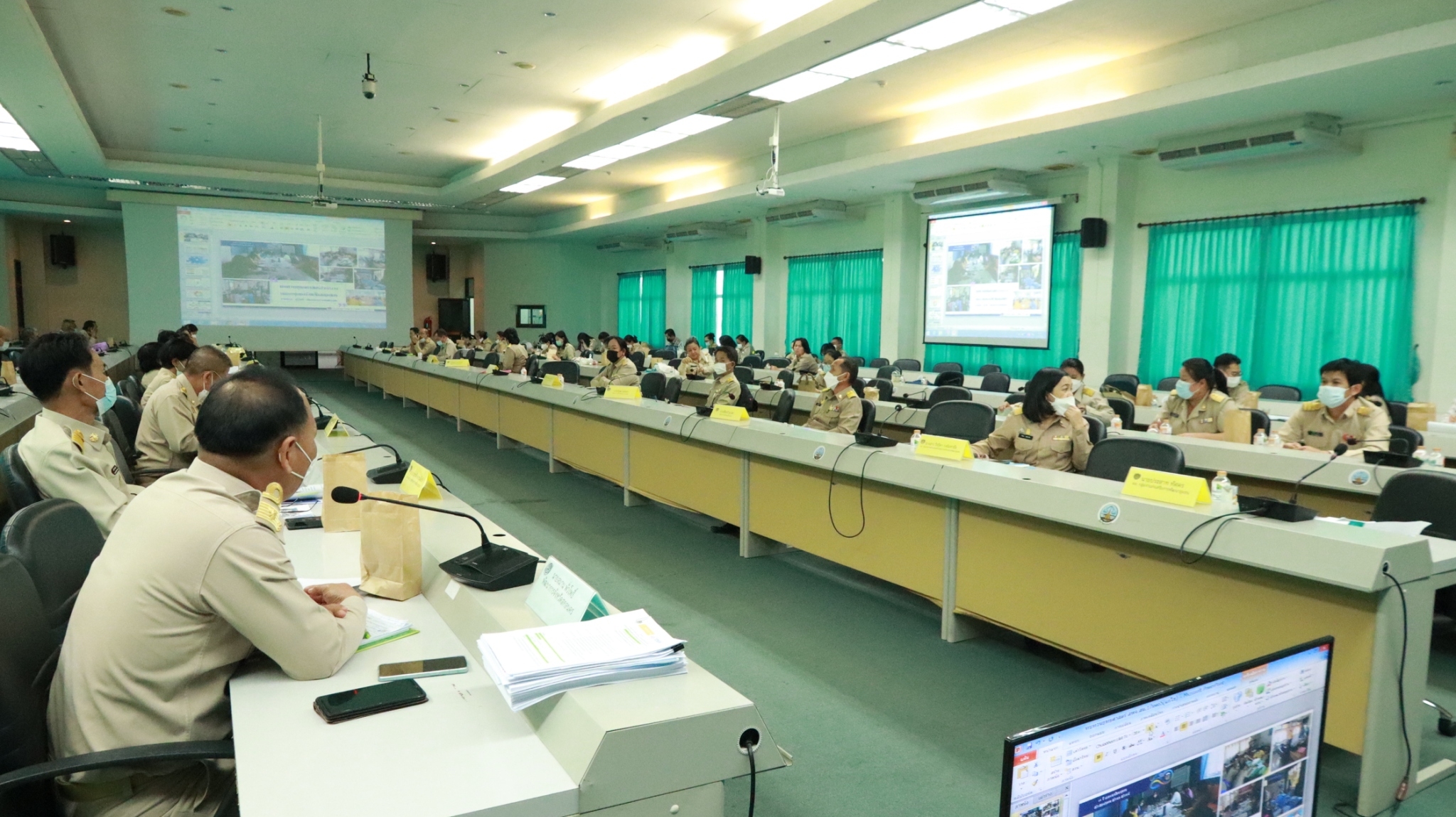 พช.สกลนคร : ร่วมประชุมชี้แจงการดำเนินงาน “โคก หนอง นา โมเดล” ผ่านระบบ Conference