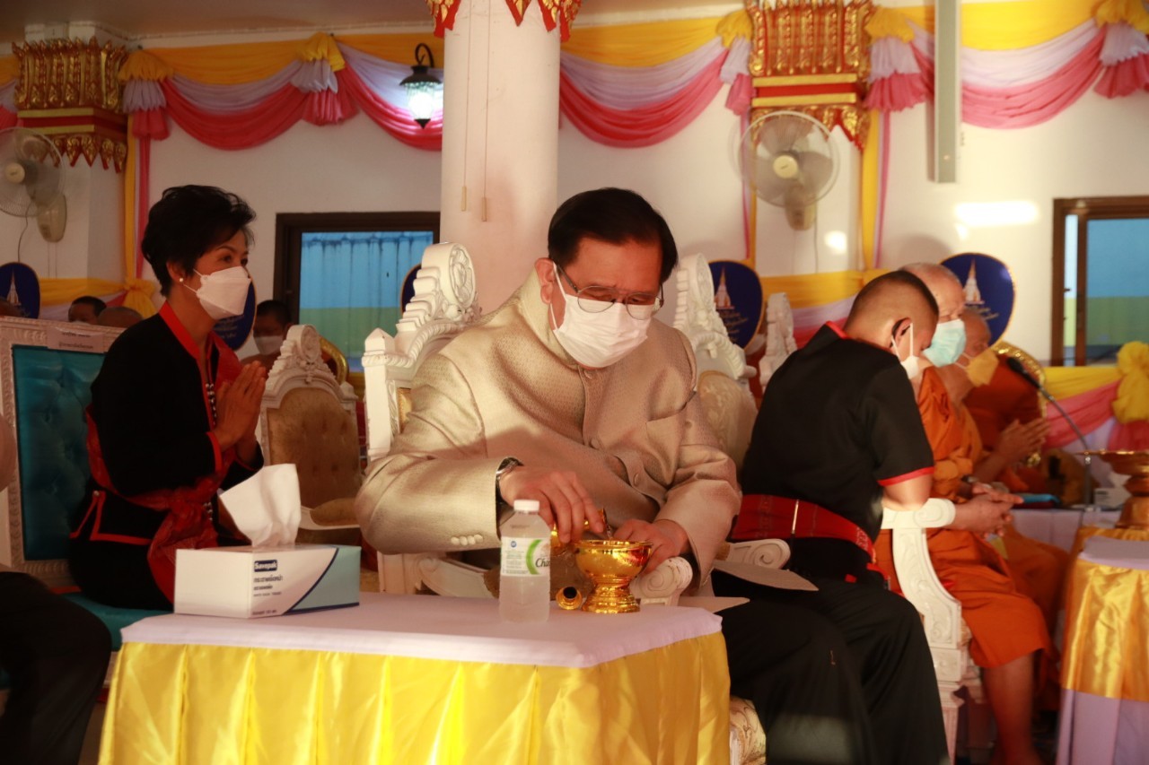 พลเอก ธนะศักดิ์ ปฏิมาประกร เปิดงาน “นมัสกาลองค์พระธาตุเชิงชุม”